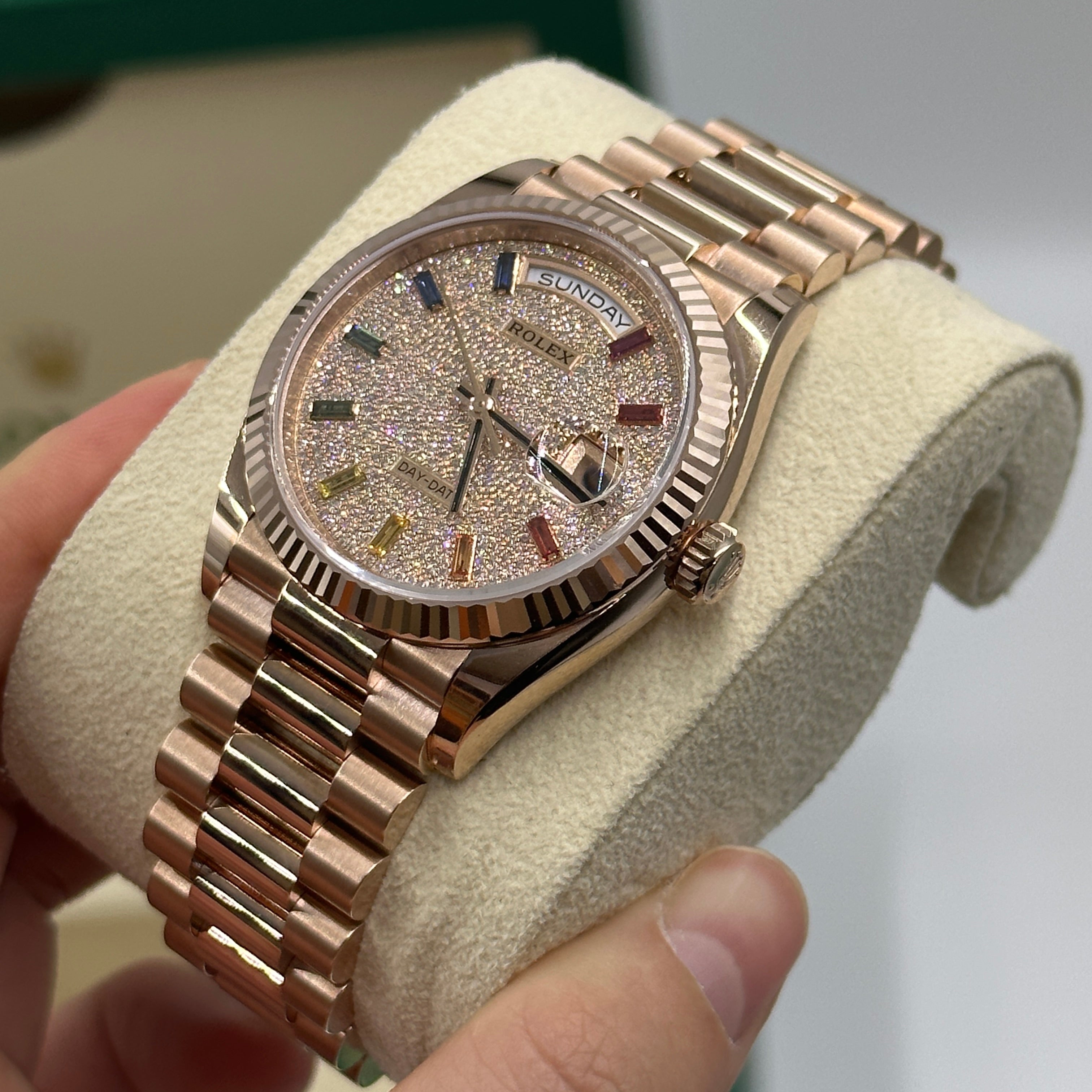 Rolex Day-Date 36 36mm 128235A Pavé 2025