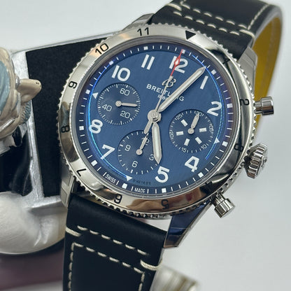 Breitling Classic AVI 42 mm Chronograph 42 Tribut an Vought F4U Corsair A233801A1C1A1 2025