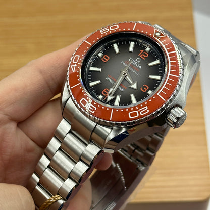Omega Seamaster Planet Ocean 6000M 45,5 mm 215.30.46.21.06.001 2023