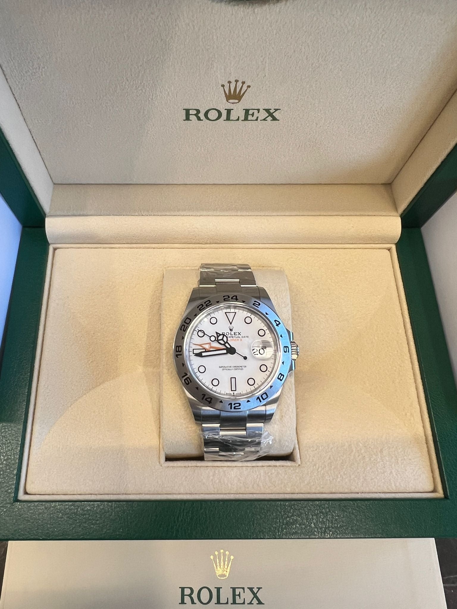 Rolex Explorer II 42 mm 226570 Weiß 2023