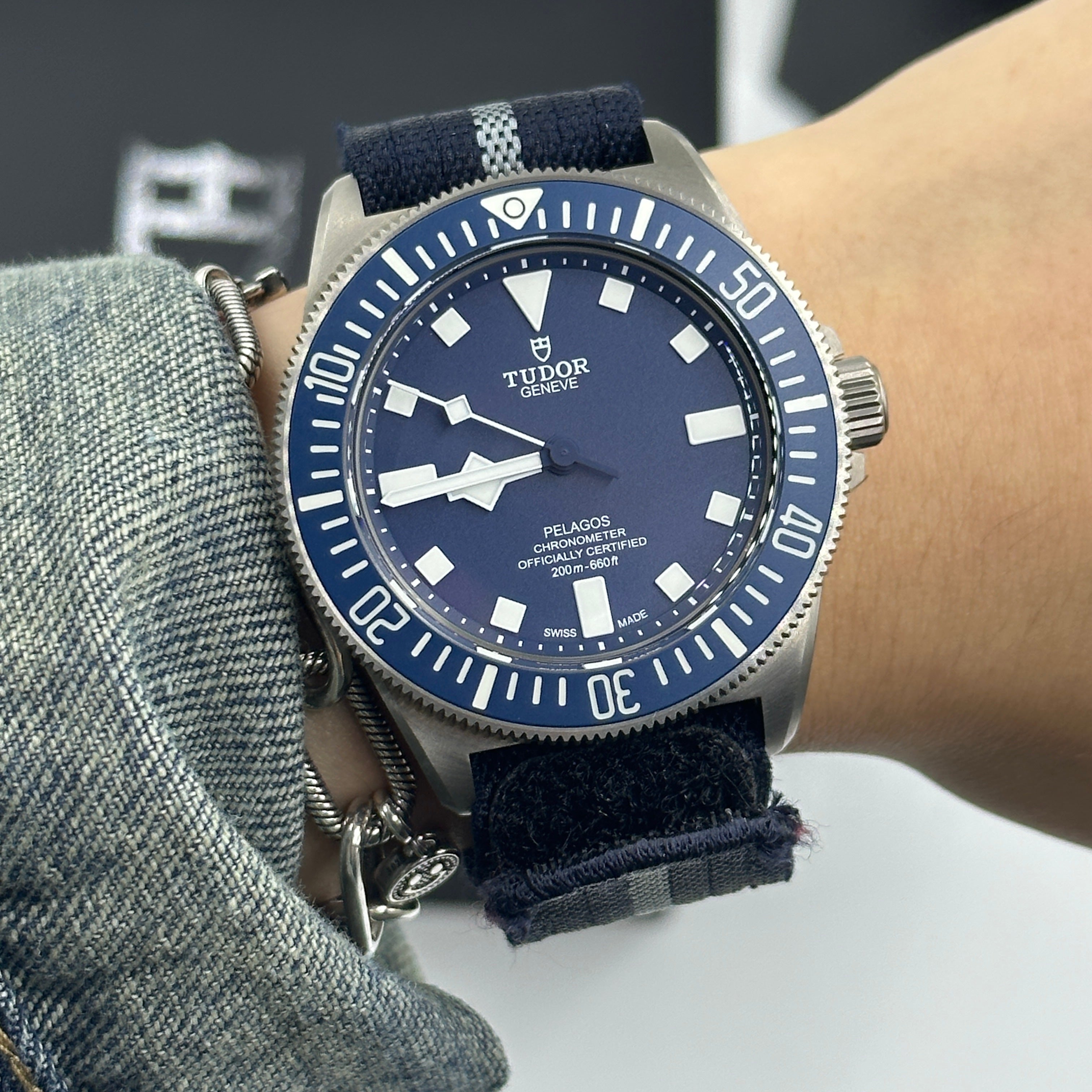 Tudor Pelagos FXD 42 mm 25707B/23-0001 Blauer Stoff 2024