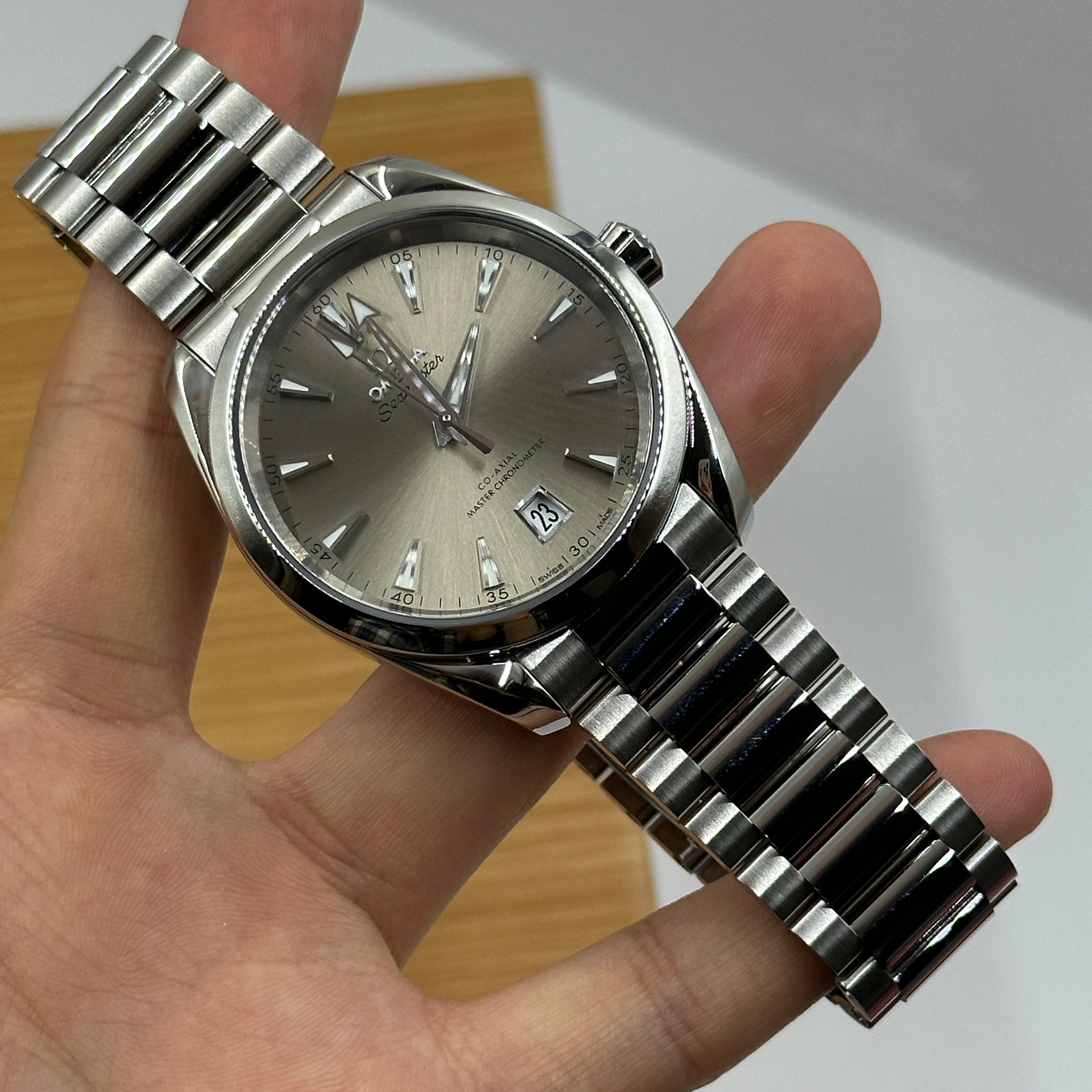 Omega Seamaster Aqua Terra Shades 38 mm 220.10.38.20.09.001 2025