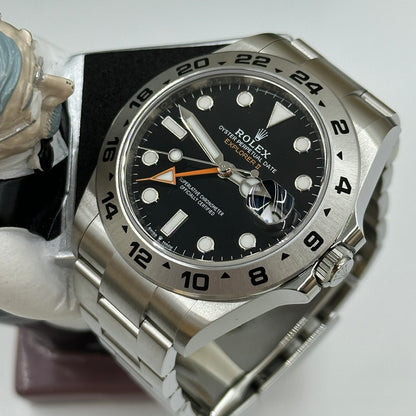 Rolex Explorer II 42 mm 226570 Schwarz 2023