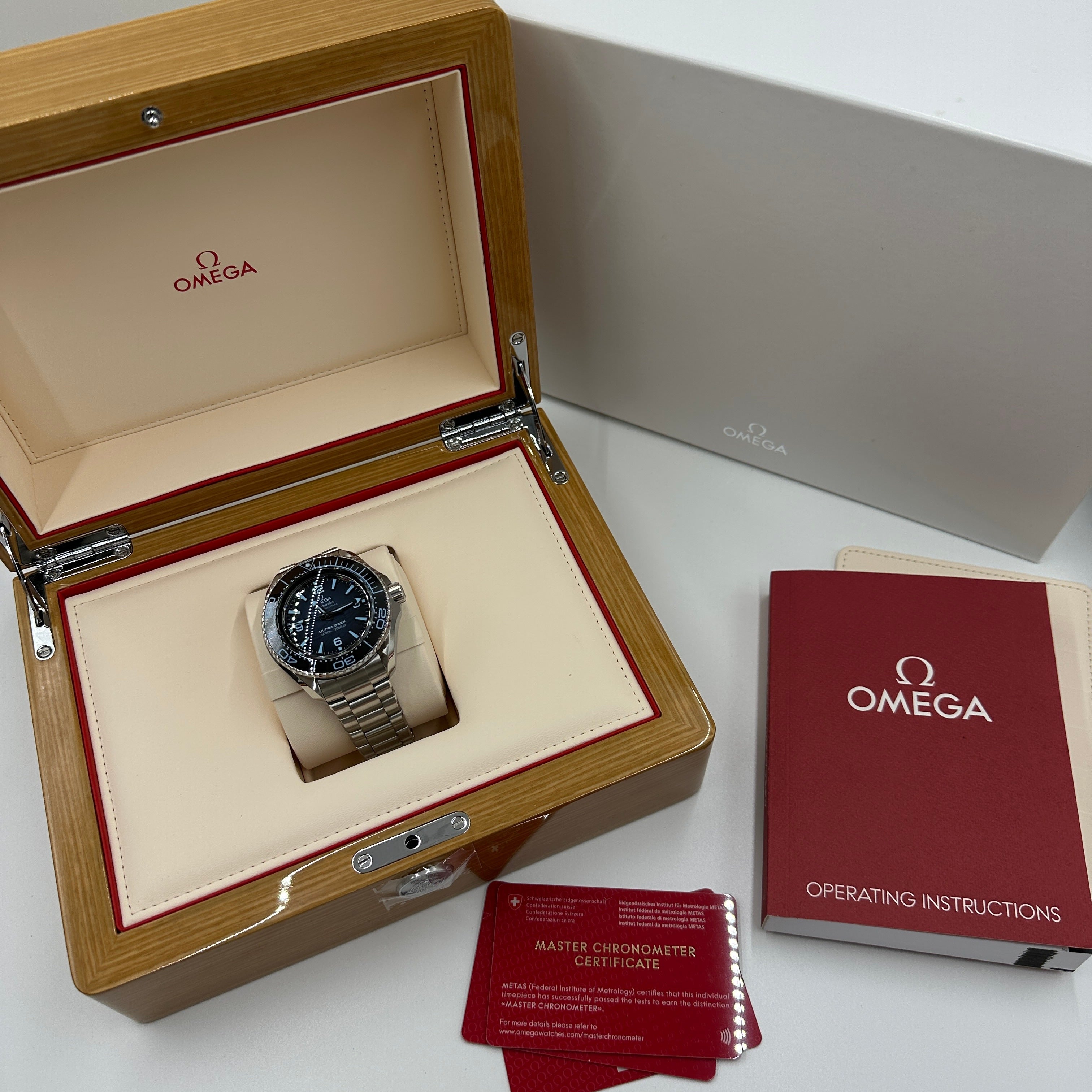 Omega Seamaster Planet Ocean 6000M 45,5 mm 215.30.46.21.03.002 2024