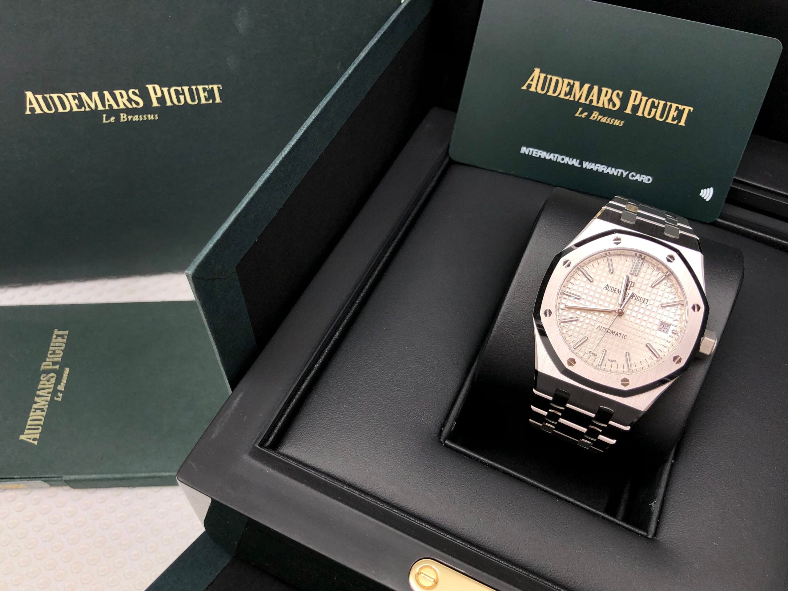 Audemars Piguet Royal Oak 37mm 15450St Weiß 2021
