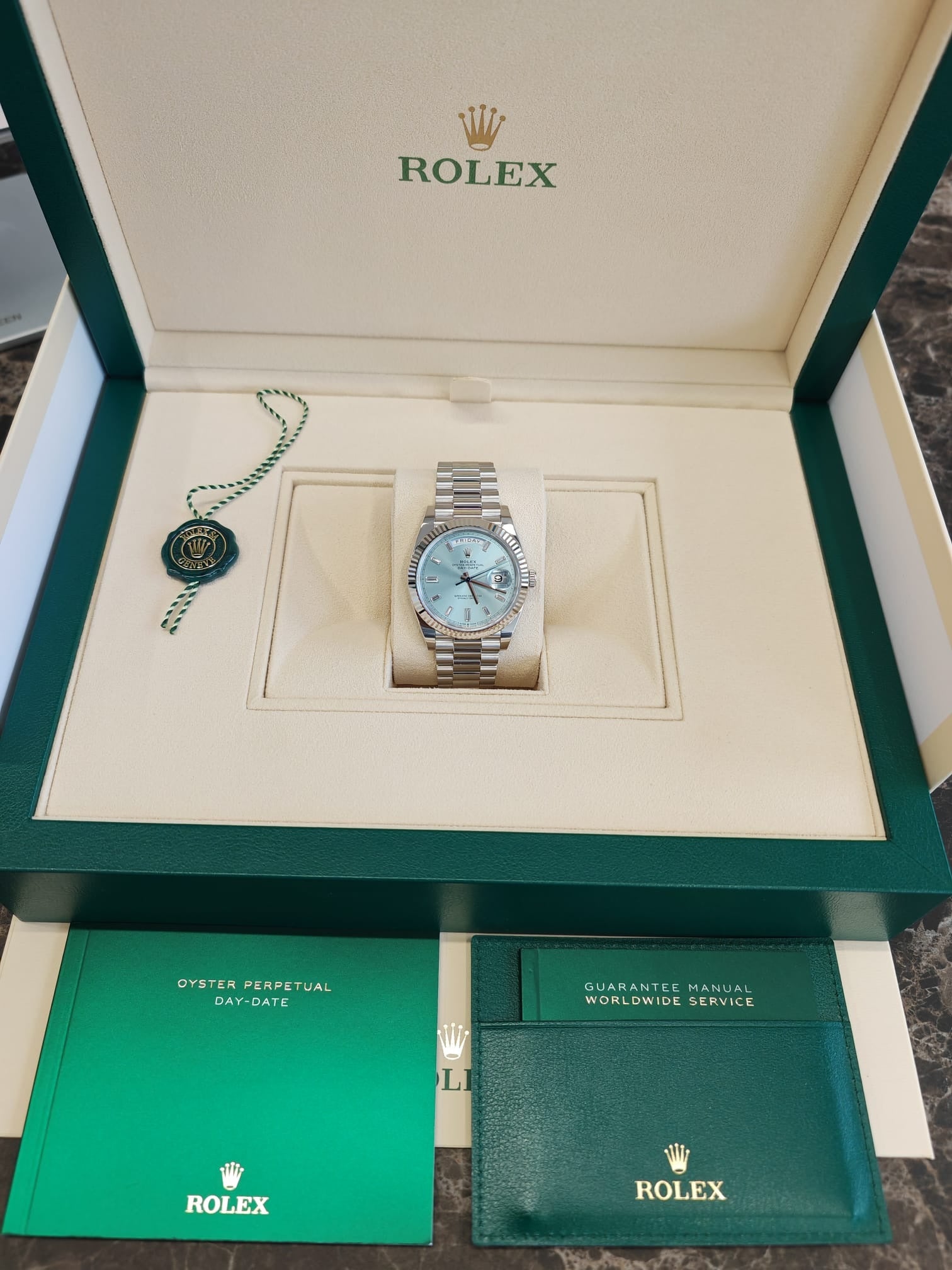 Rolex Day-Date 40 40 mm 228236A Eisblau 2025