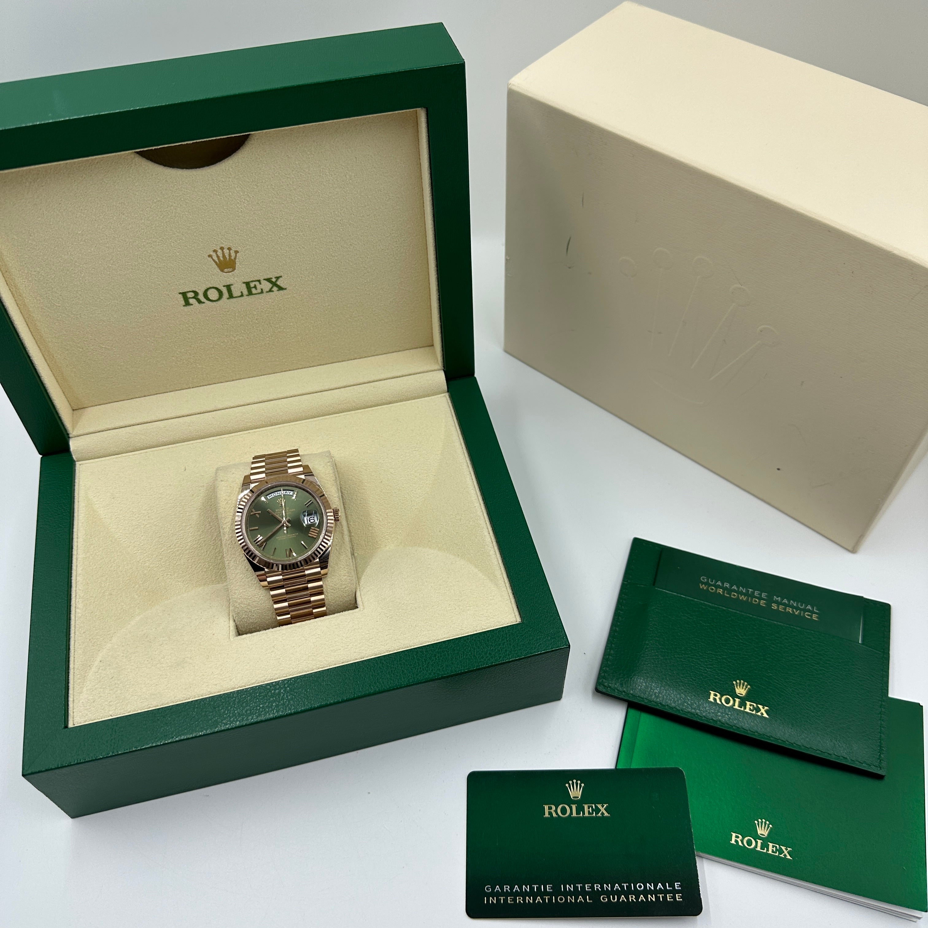Rolex Day-Date 40 40 mm 228235 Grün Roman 2024