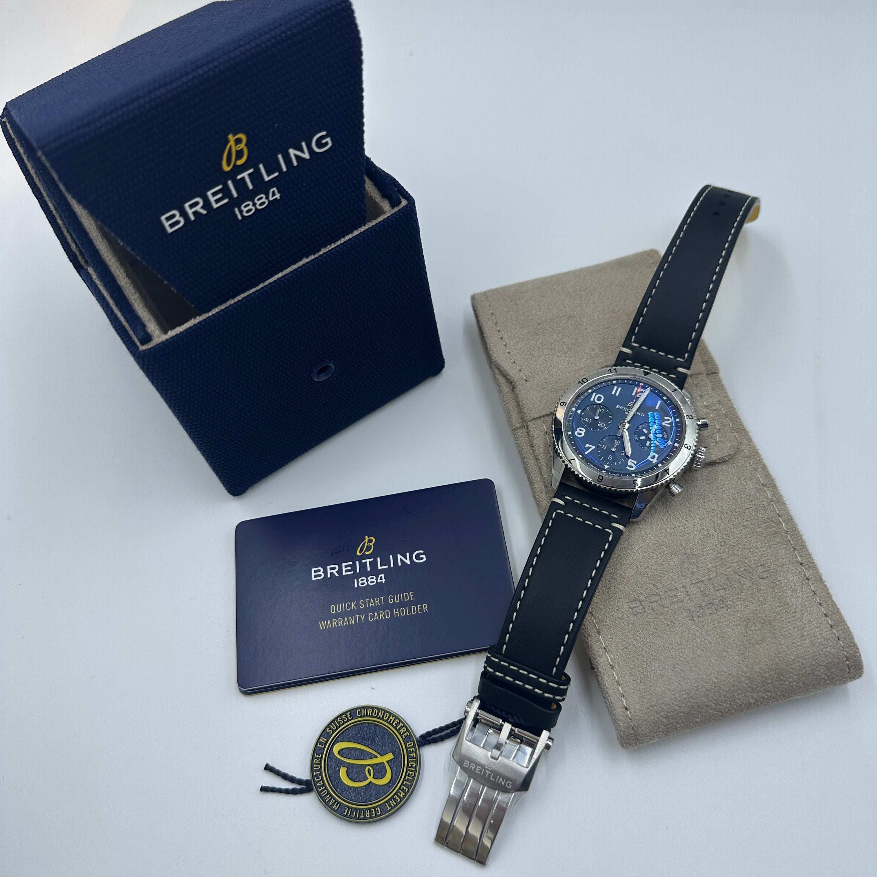 Breitling Classic AVI 42 mm Chronograph 42 Tribut an Vought F4U Corsair A233801A1C1A1 2025