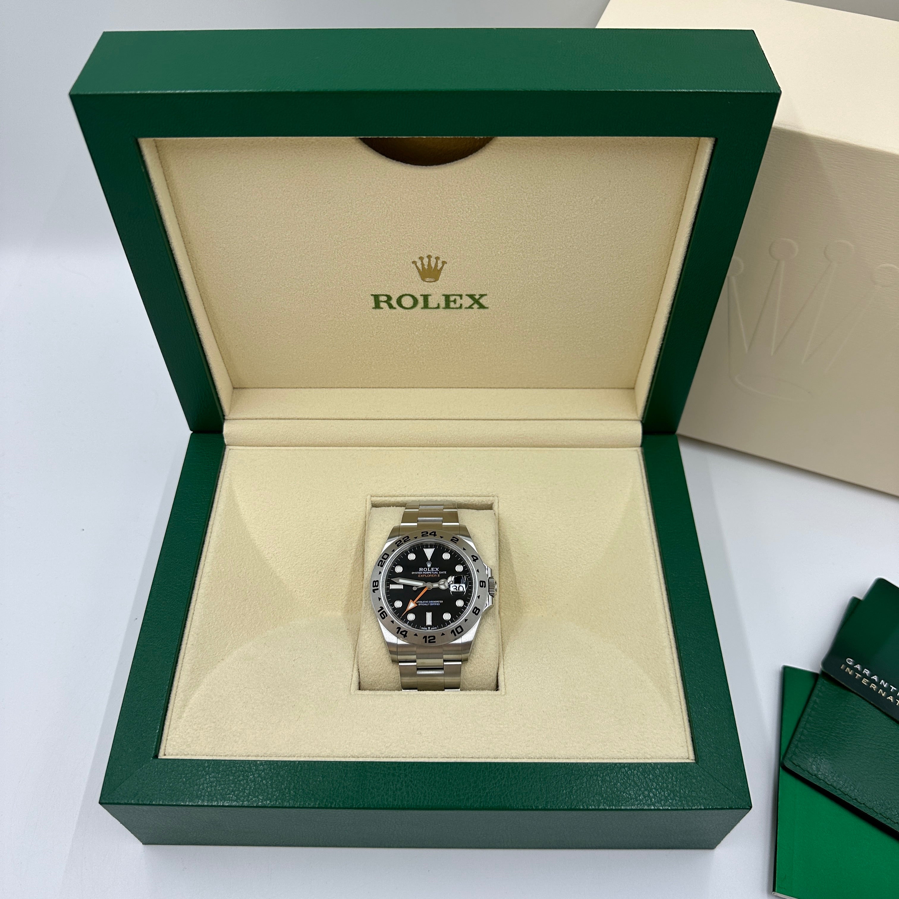 Rolex Explorer II 42 mm 226570 Schwarz 2023