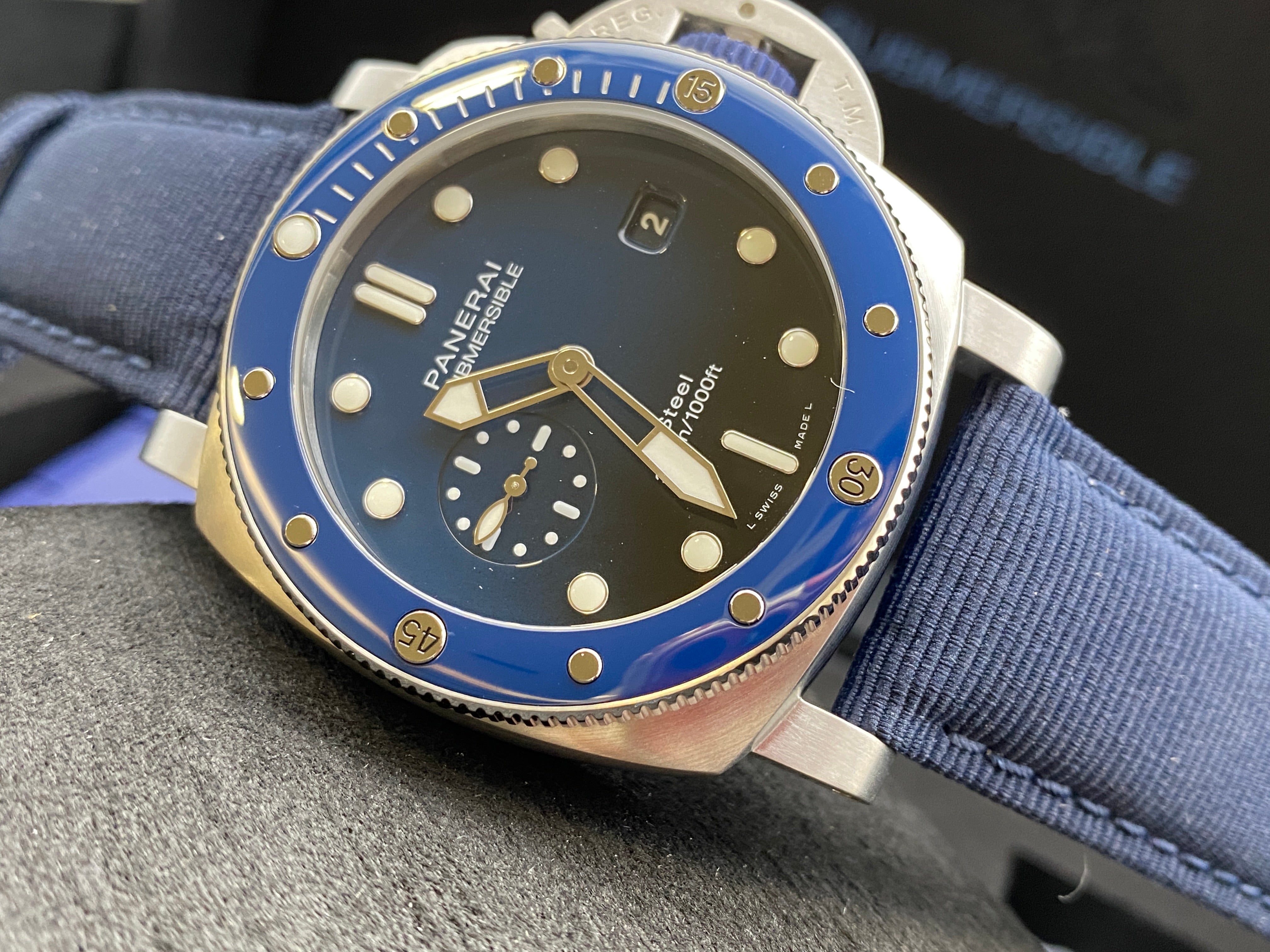 Panerai Submersible 44mm QuarantaQuattro Blu Profondo PAM01289 2022