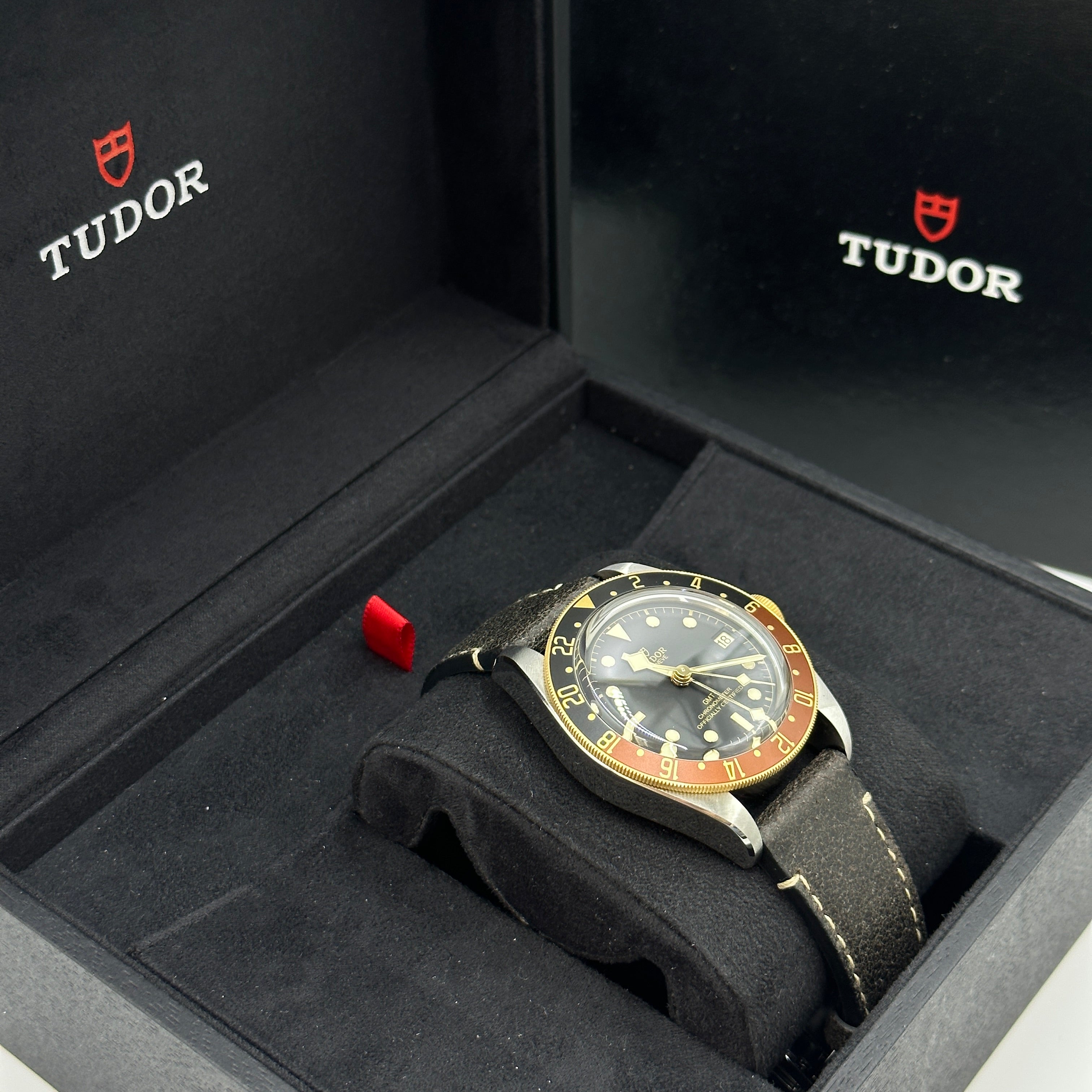 Tudor Black Bay GMT 41mm 79833Mn-0003 Lederarmband 2024