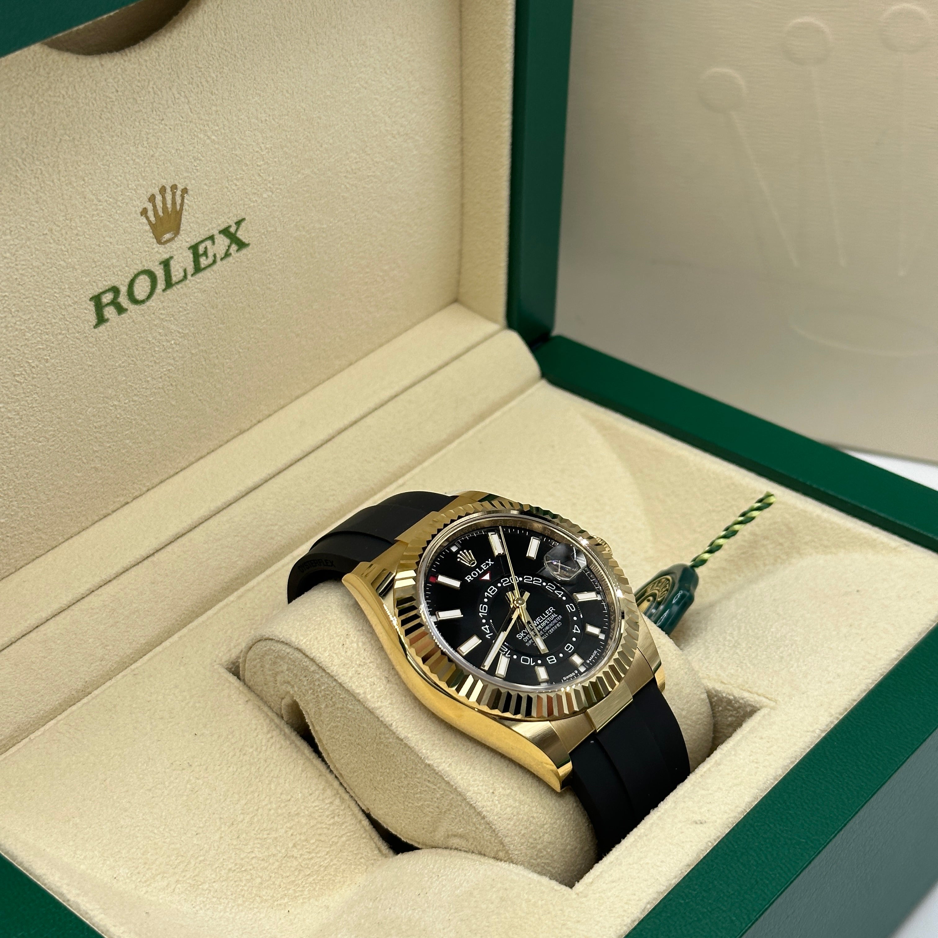 Rolex Sky-Dweller 42 mm 336238 Schwarz 2024