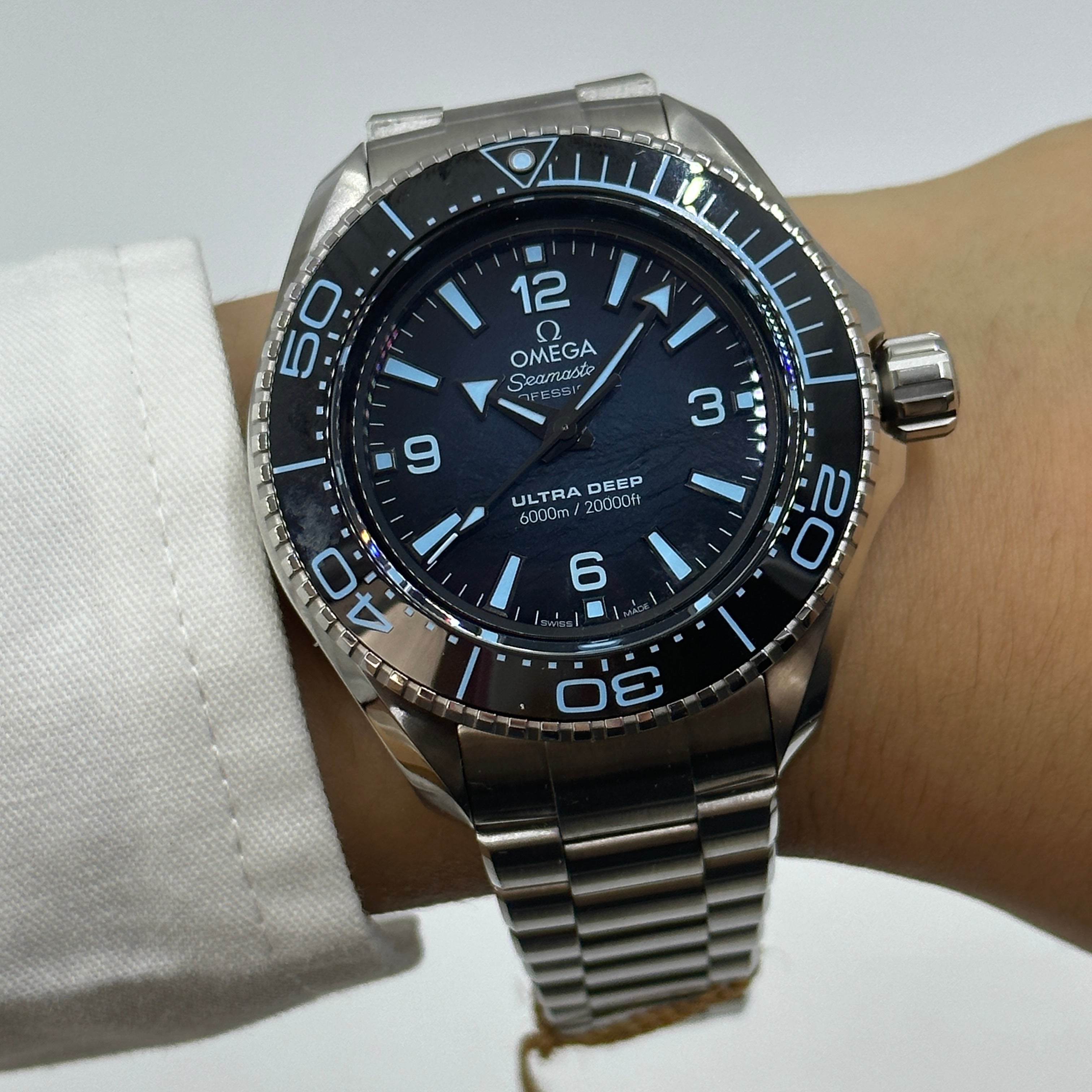 Omega Seamaster Planet Ocean 6000M 45,5 mm 215.30.46.21.03.002 2024