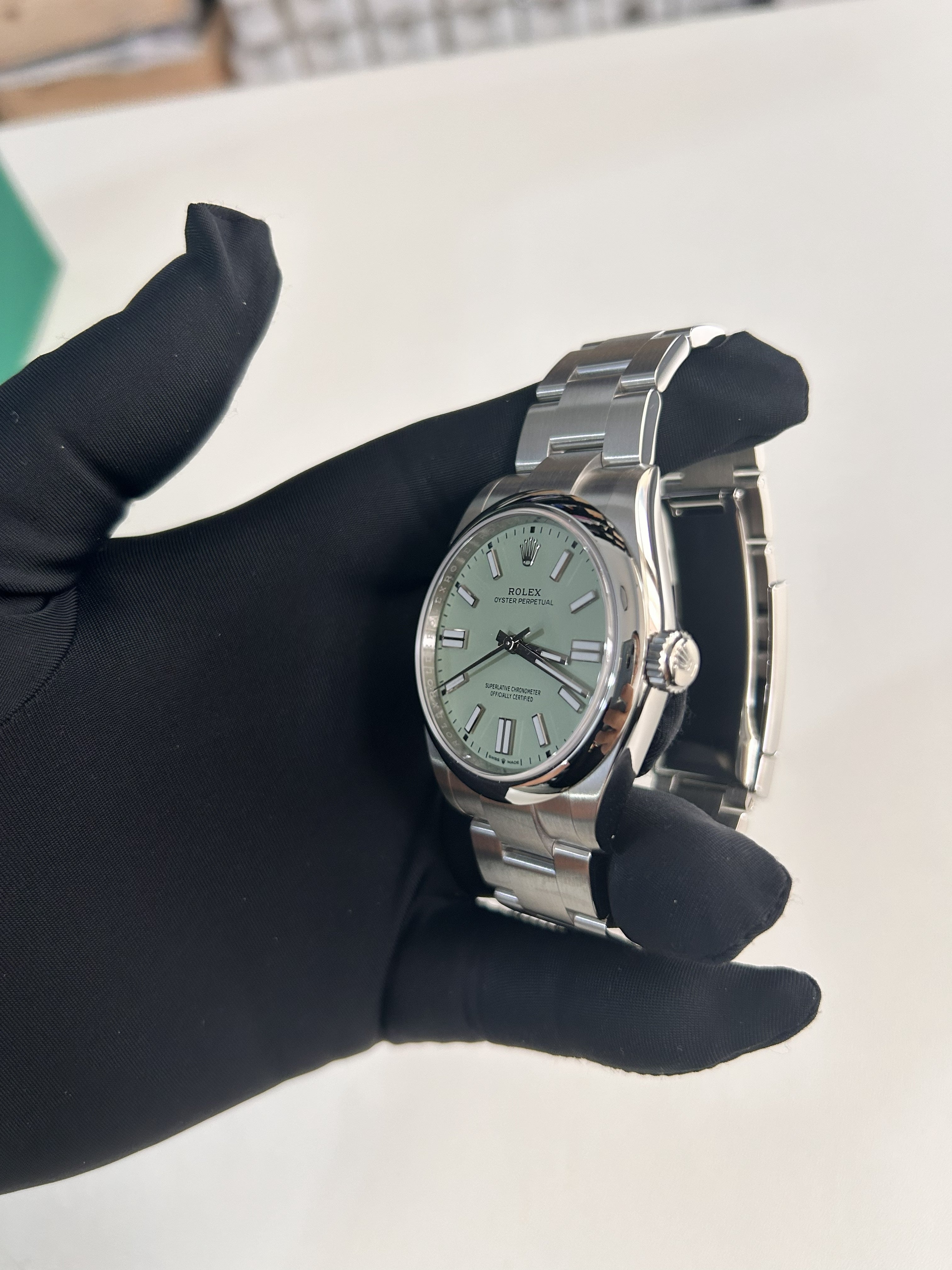 Rolex Oyster Perpetual 134300 Pistachio Green m134300-0006 2026