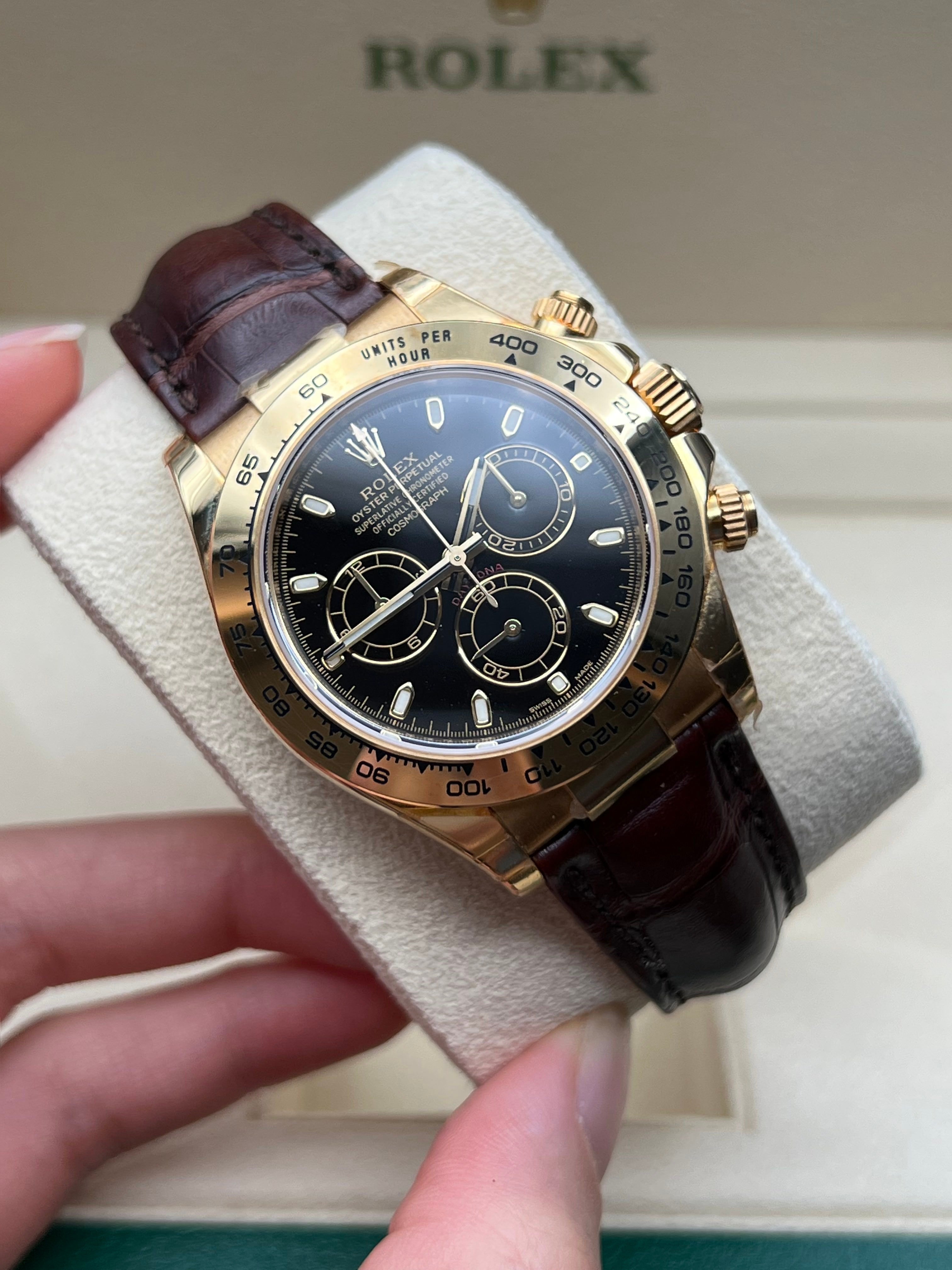 Rolex Cosmograph Daytona 116518 Schwarzes Leder (alte Karte) 2019