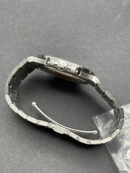 Patek Philippe Nautilus 5711/1A‑010 Stahl 40 mm blaues Zifferblatt
