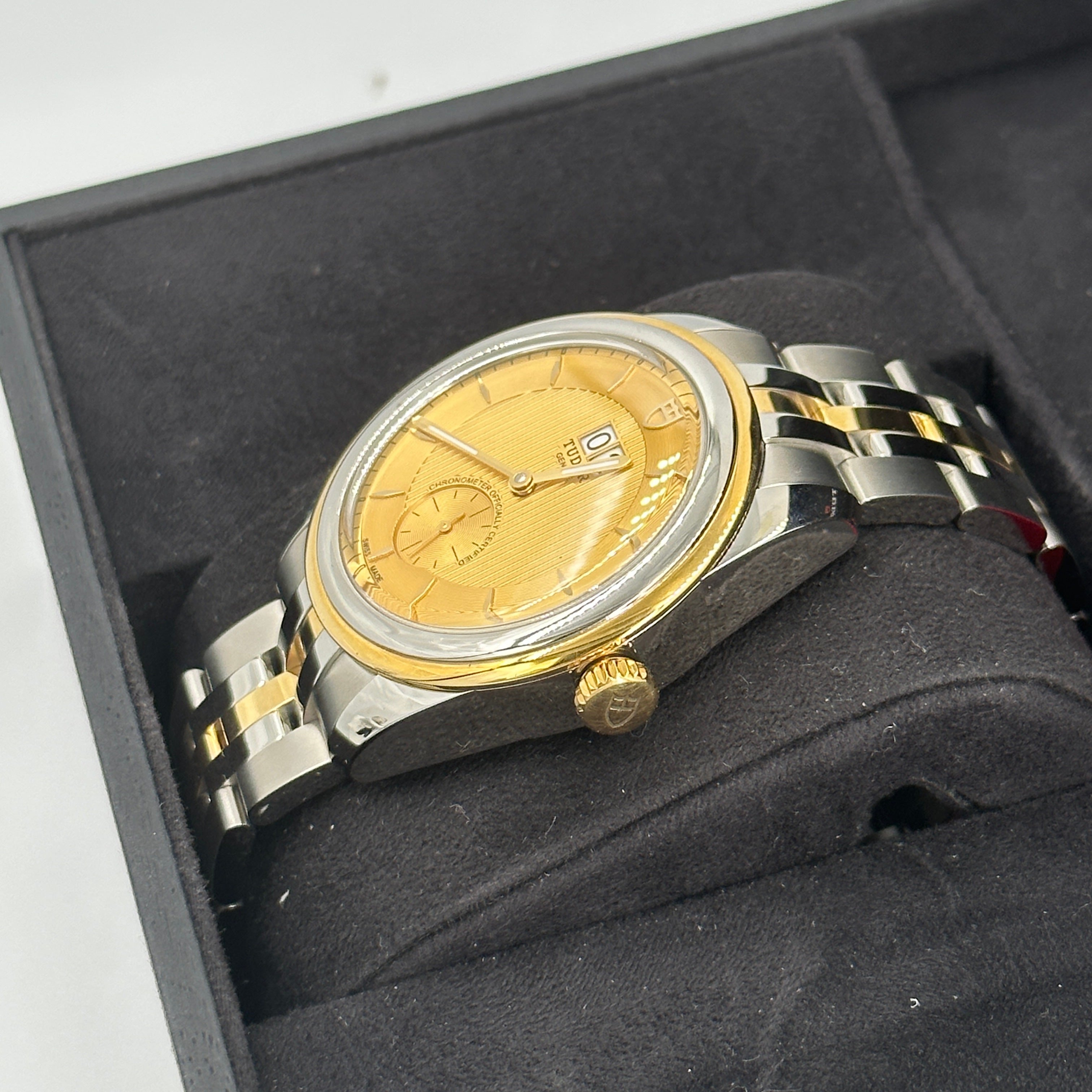 Tudor Glamour Double Date 42mm 57103-0003 Champ 2024
