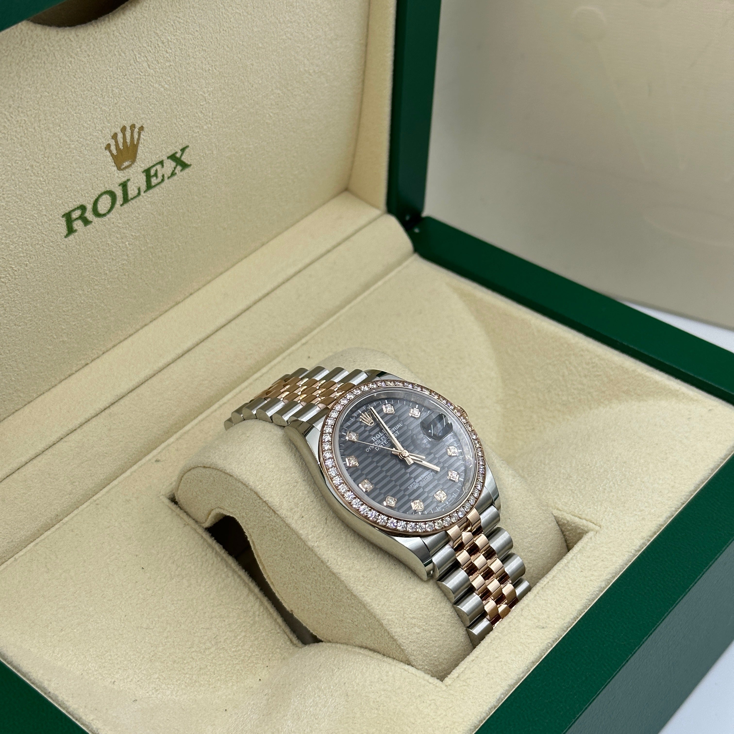 Rolex Datejust 36 126281RBR G Grau geriffelt Jubilee 2024