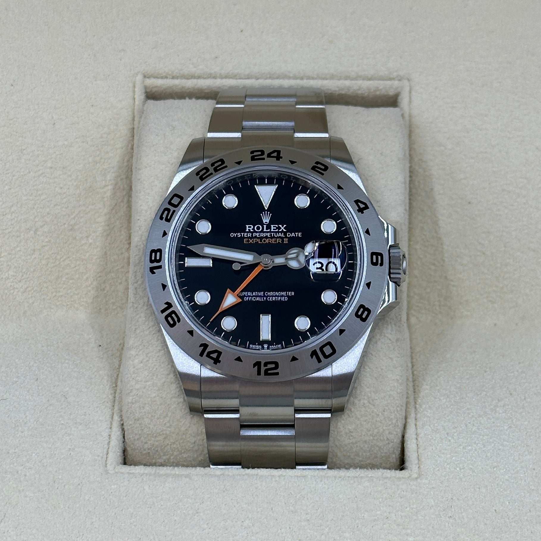 Rolex Explorer II 42 mm 226570 Schwarz 2023