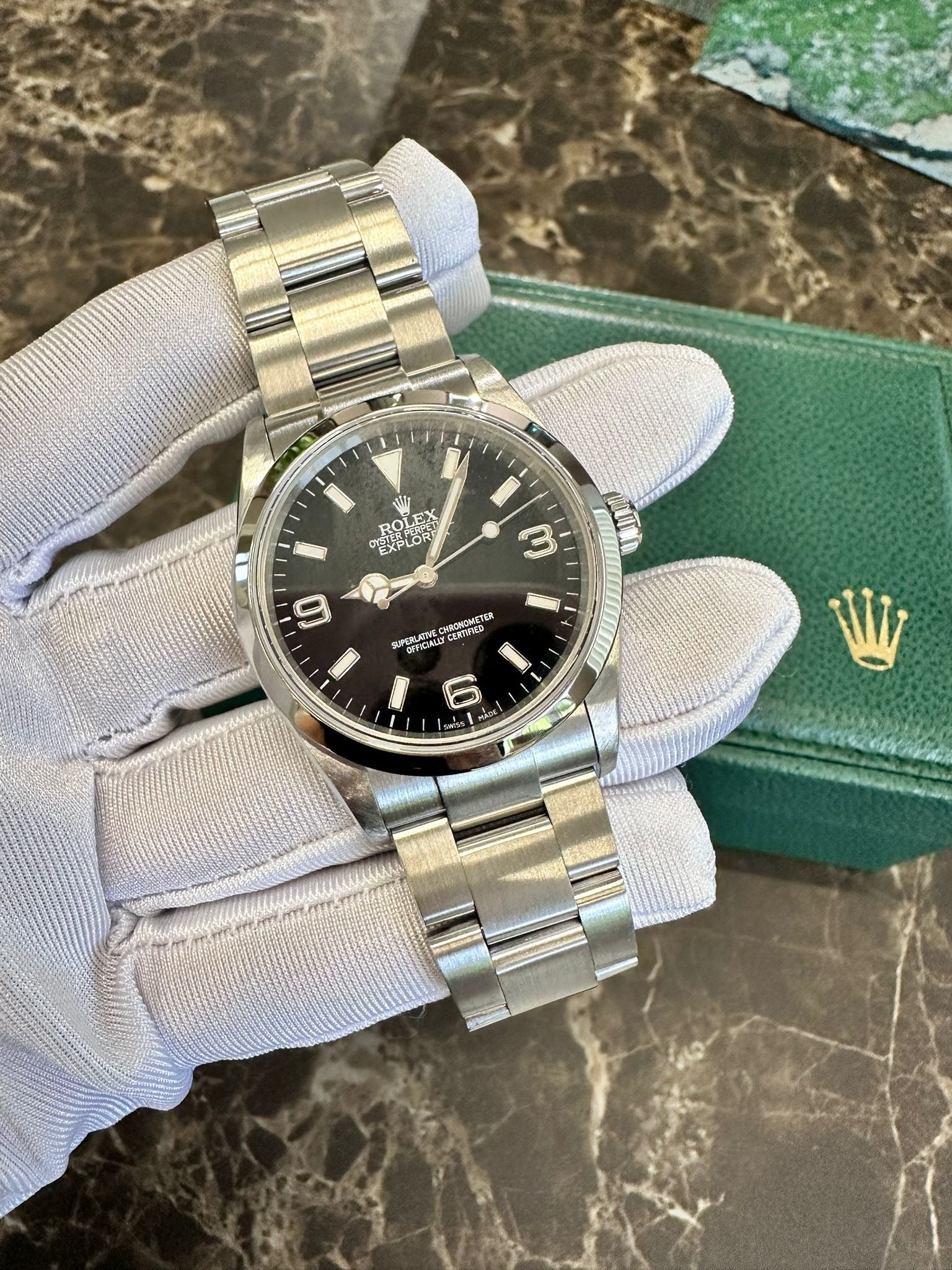 Rolex Explorer 114270 Schwarz
