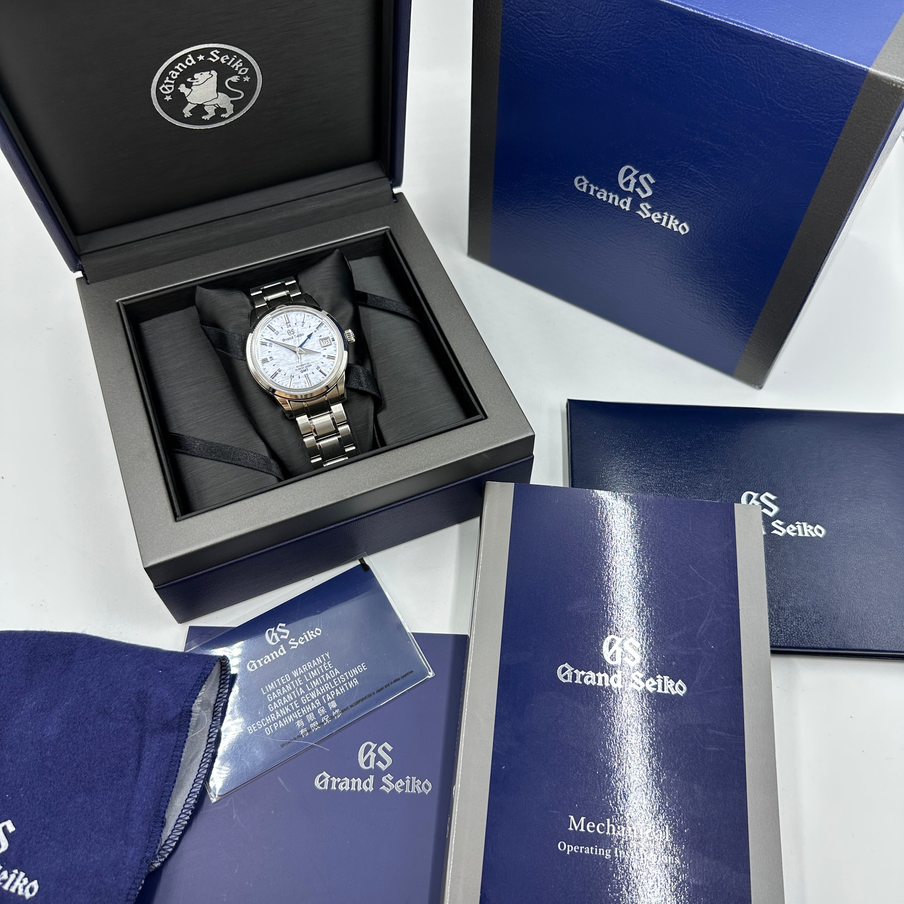 Grand Seiko Elegance 39,5 mm SBGJ249G 2023
