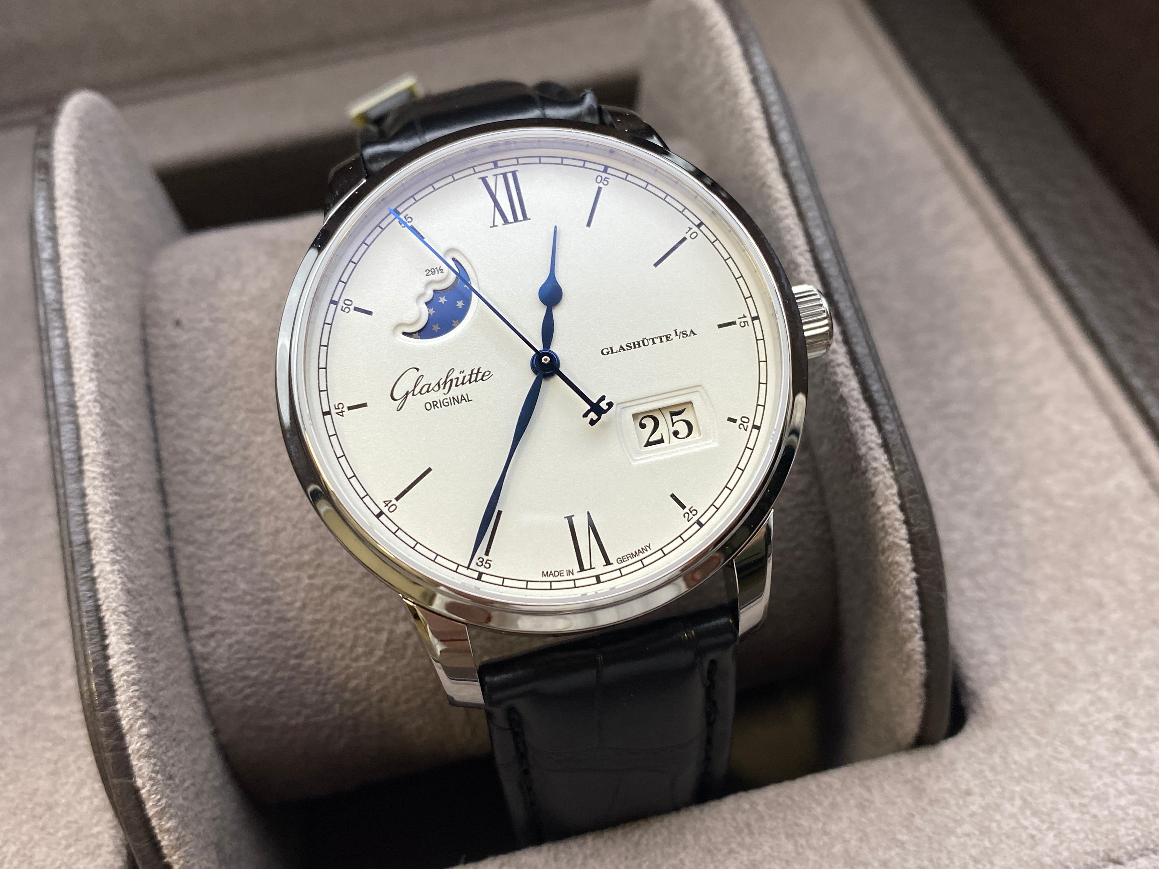 Glashütte Original Senator Excellence 40mm Panoramadatum Mondphase 1-36-04-01-02-61 2022