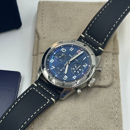 Breitling Classic AVI 42 mm Chronograph 42 Tribut an Vought F4U Corsair A233801A1C1A1 2025
