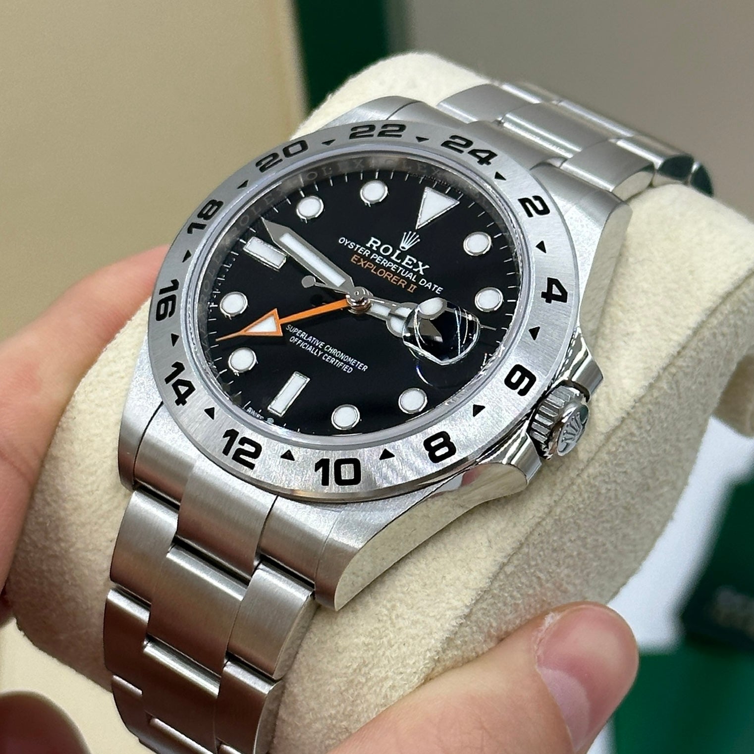 Rolex Explorer II 42 mm 226570 Schwarz 2023