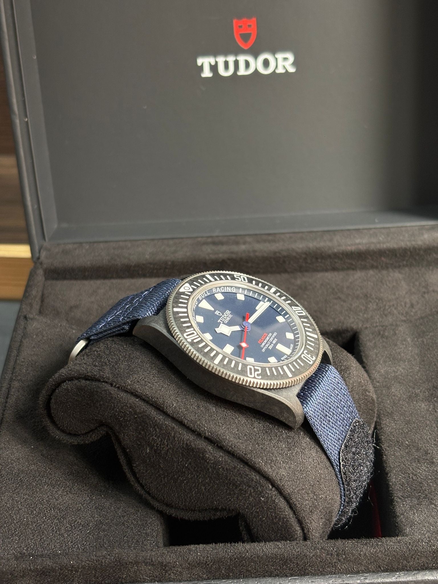 Tudor Pelagos FXD 42 mm 25707Kn-0001 Blauer Stoff 2025