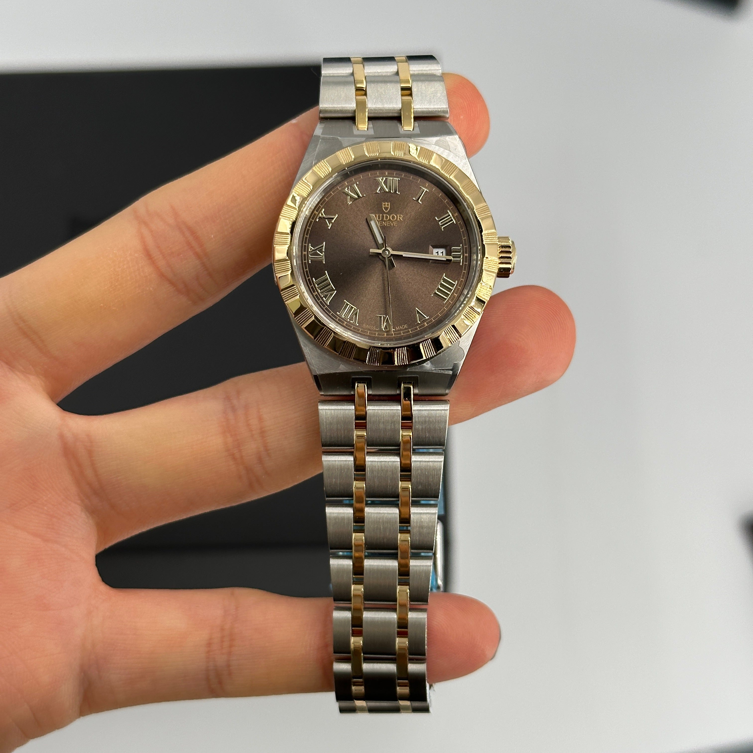 Tudor Tudor Royal 28mm 28303-0008 Choc Roman 2024