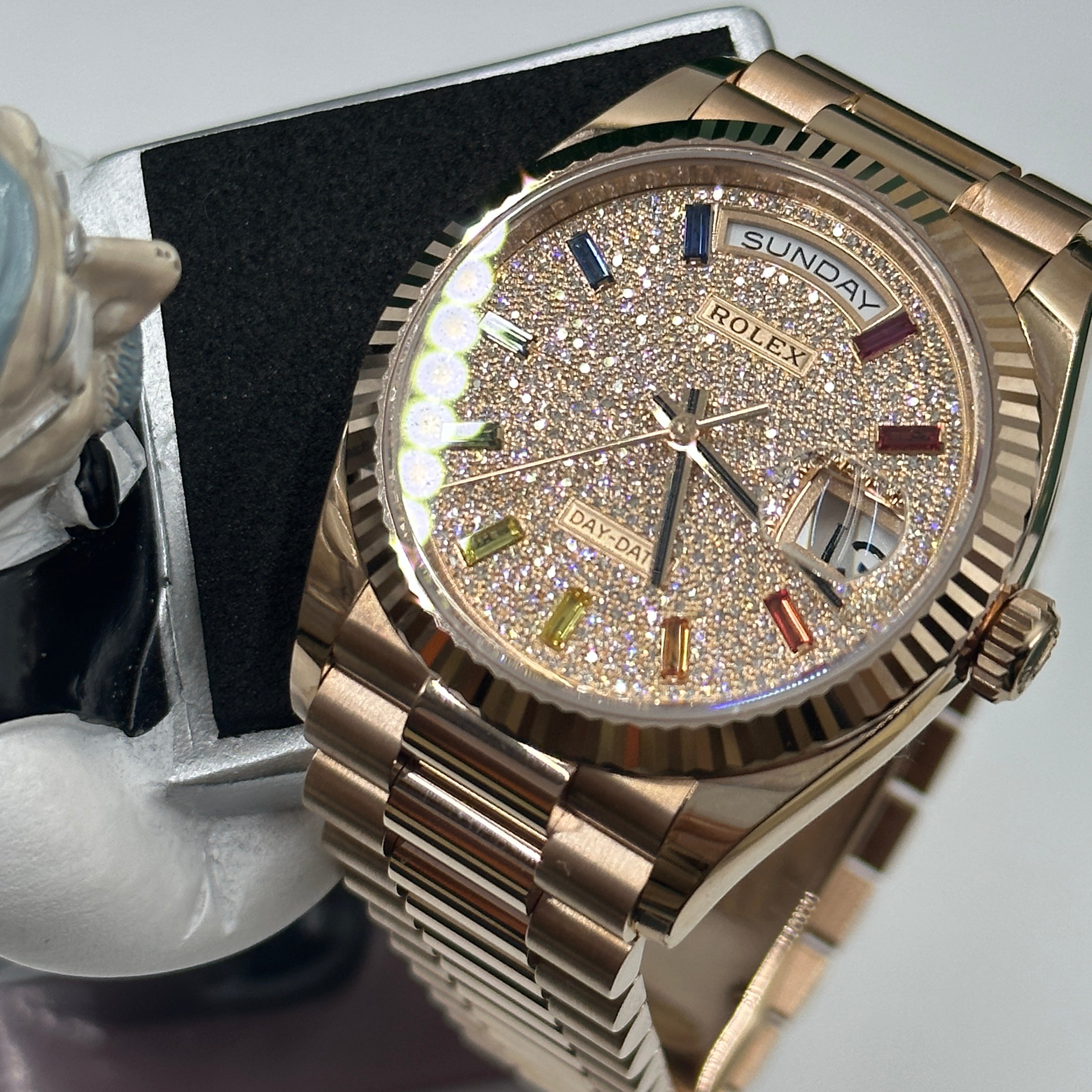 Rolex Day-Date 36 36mm 128235A Pavé 2025