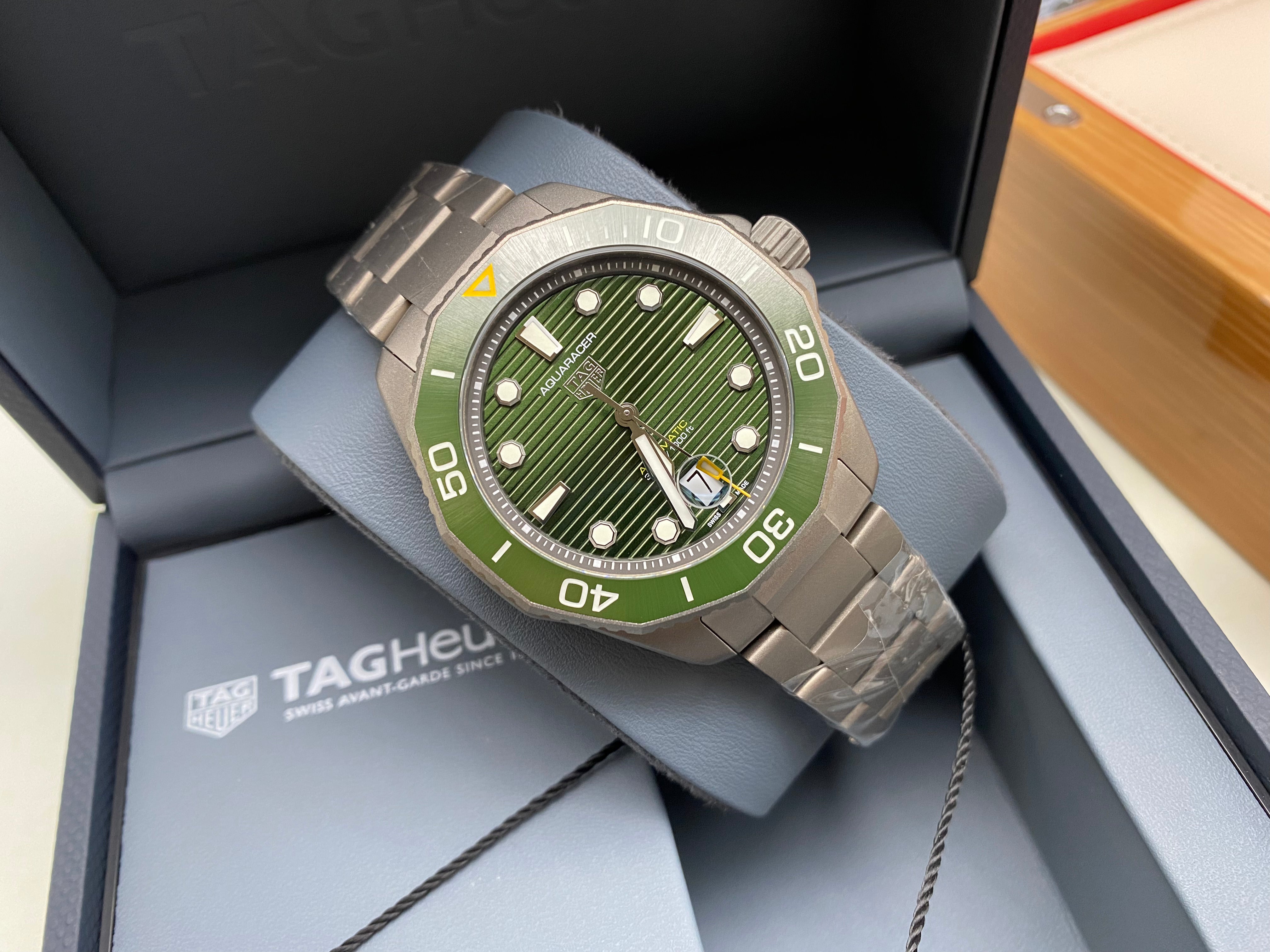 TAG Heuer Aquaracer Professional 300 Date 43mm WBP208B.BF0631 2023