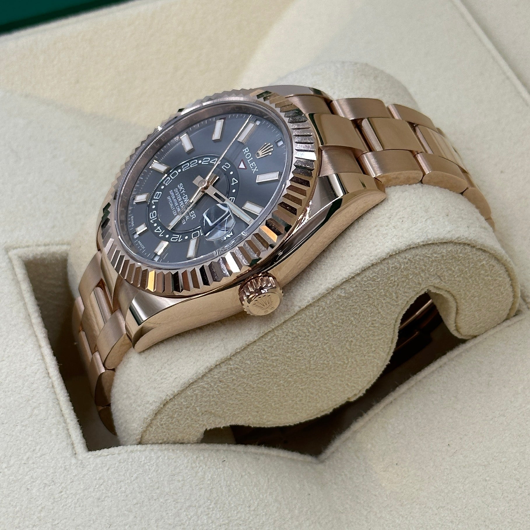 Rolex Sky-Dweller 42 mm 326935 Grau 2022