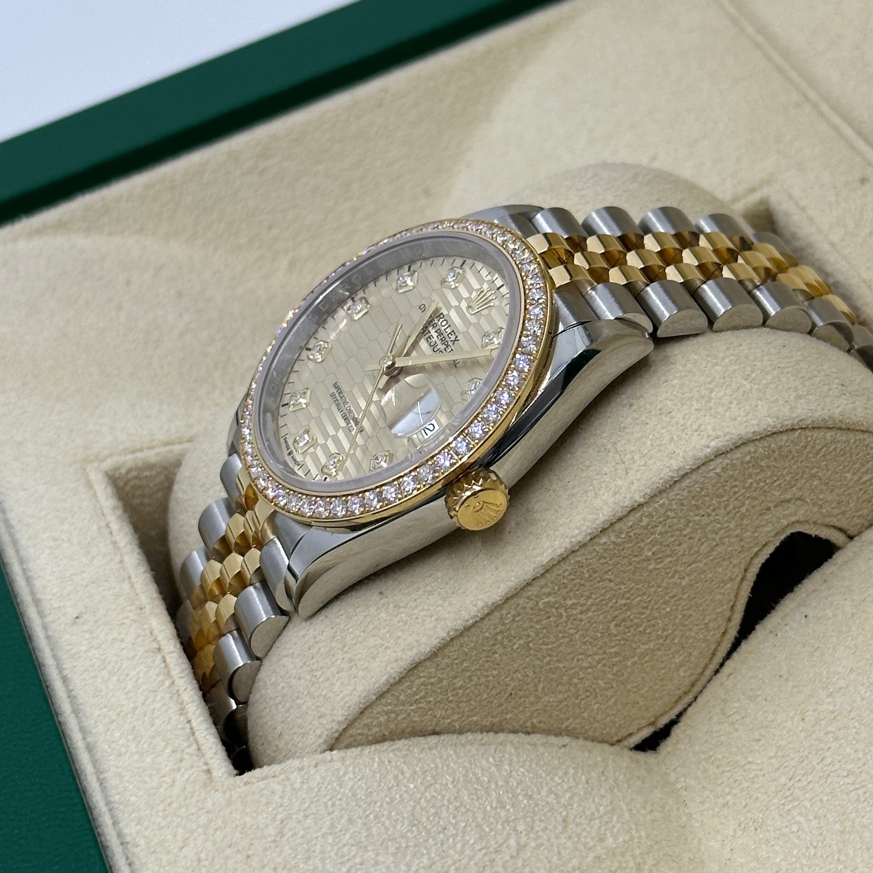 Rolex Datejust 36 126283RBR Champ Fluted Jubilee 2024
