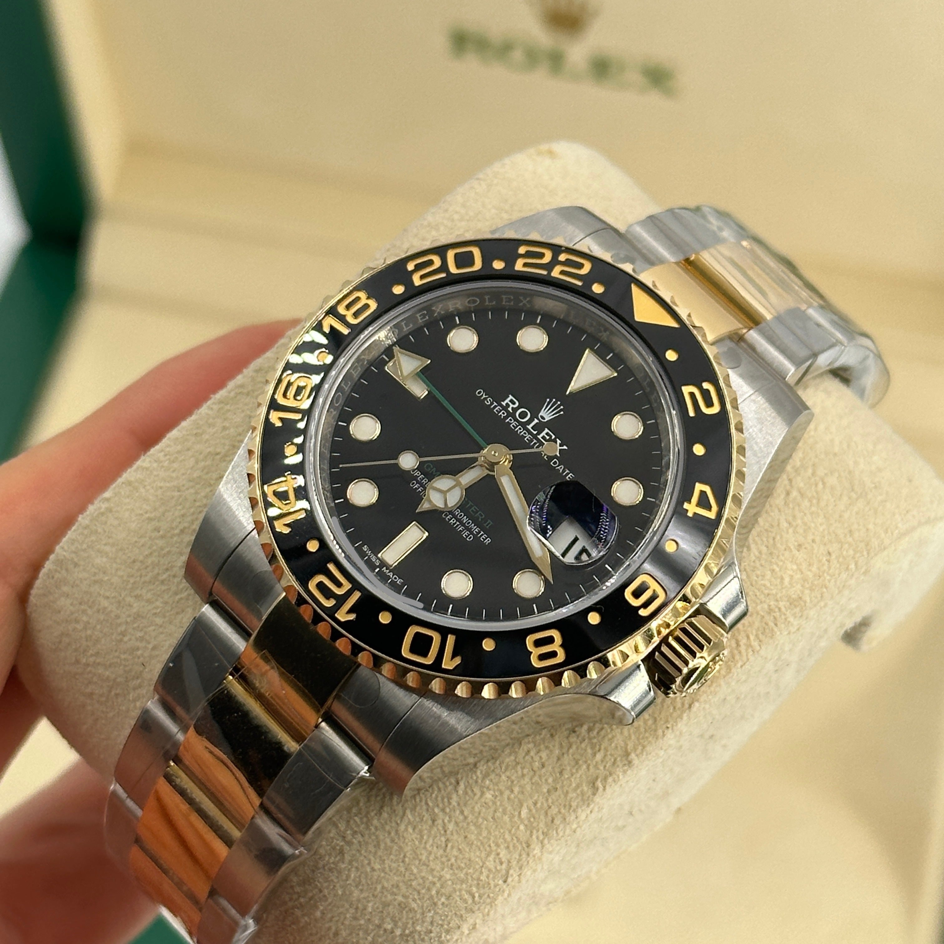 Rolex GMT-Master II 40 mm 116713Ln 2021