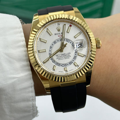 Rolex Sky-Dweller 42 mm 326238 Weiß 2021