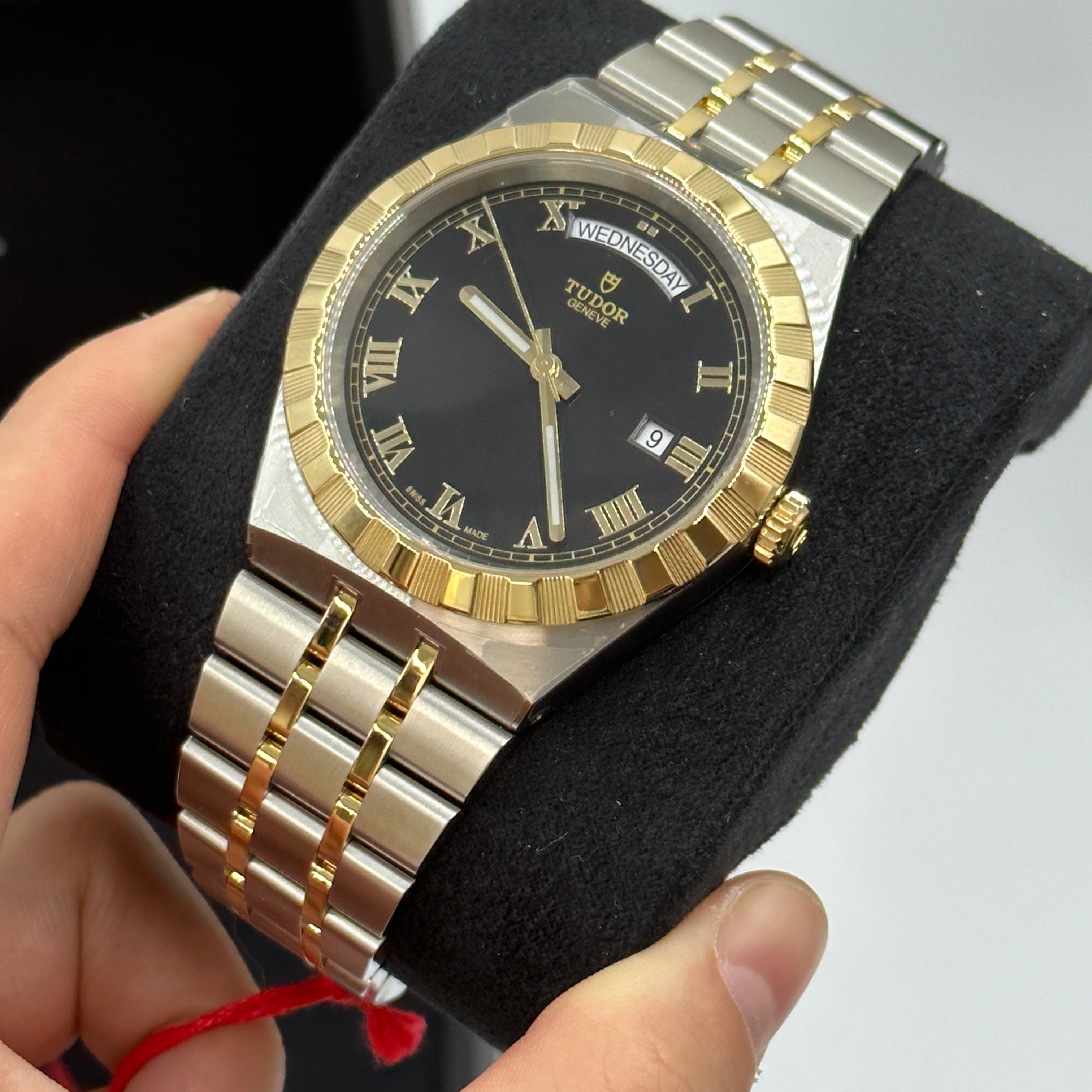 Tudor Tudor Royal 41 mm 28603-0003 Schwarz Roman 2023