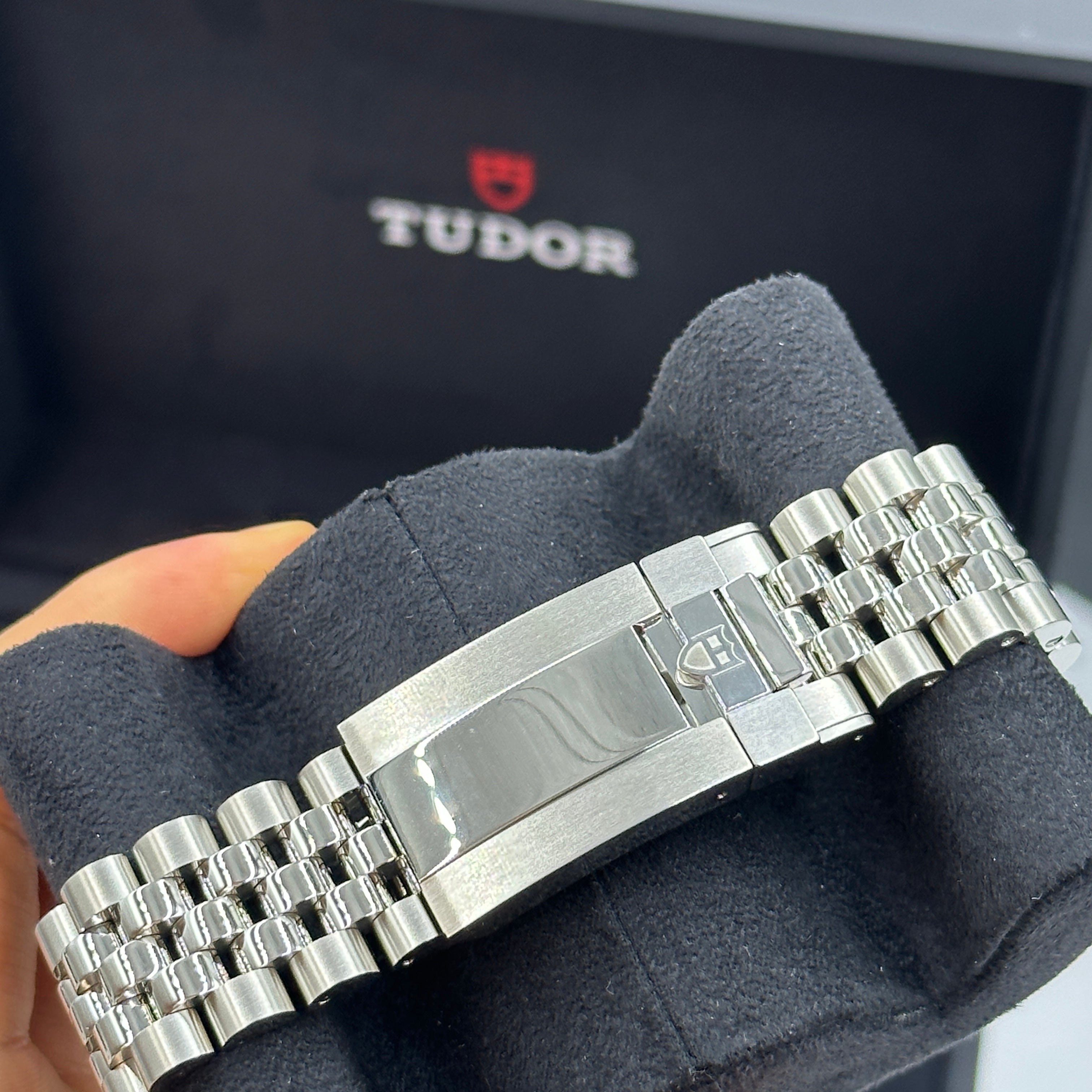 Tudor Black Bay 39 39 mm 79660-0004 Schwarze Diamanten 2024