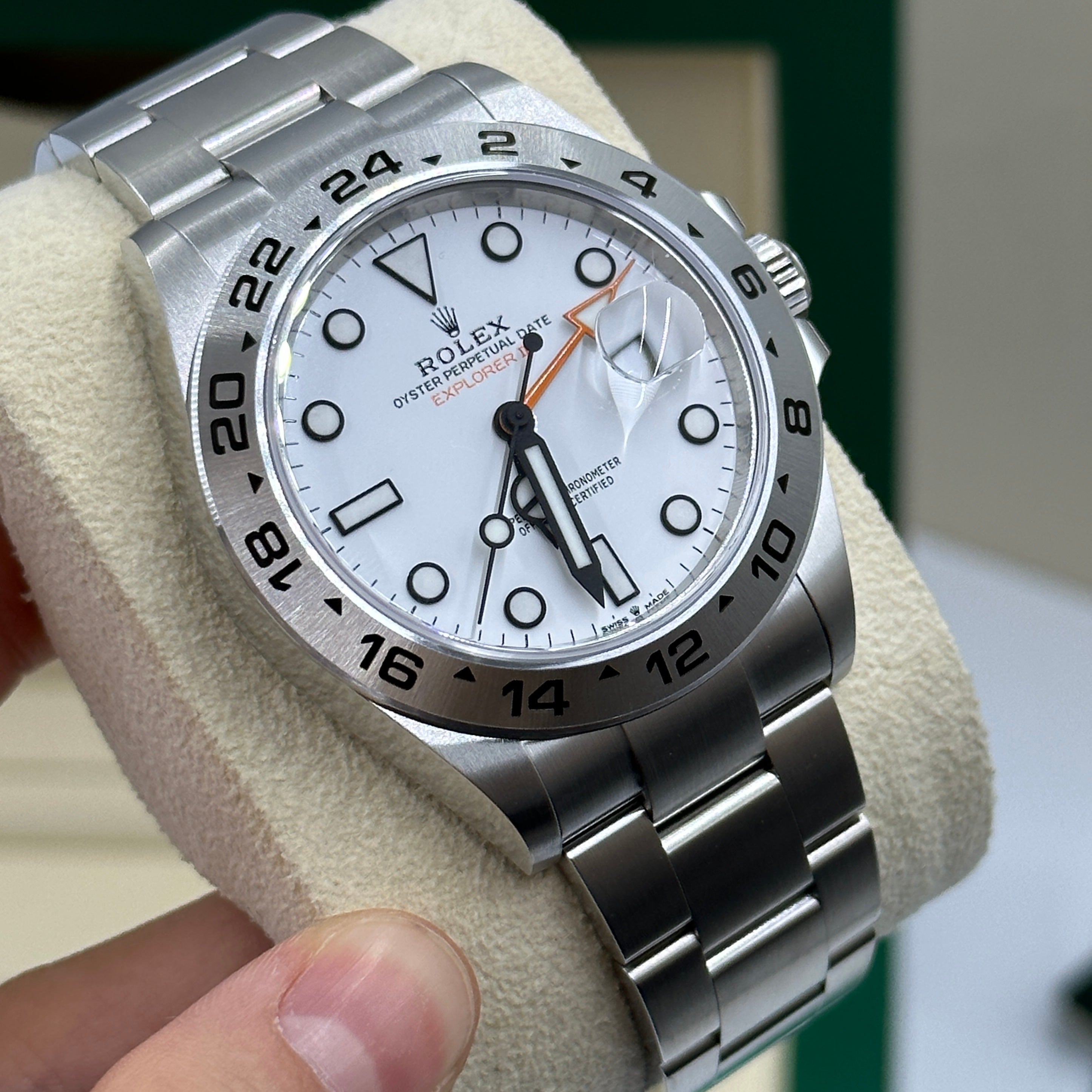 Rolex Explorer II 42 mm 226570 Weiß 2025