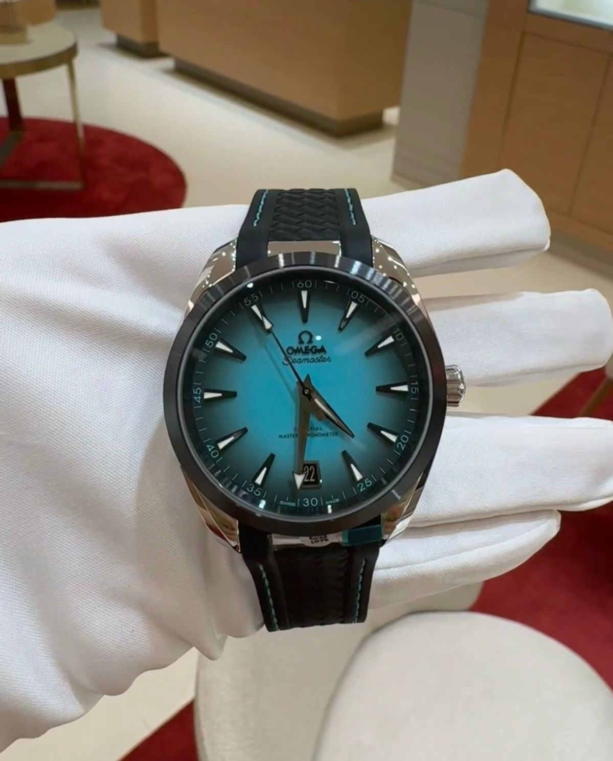 Omega Seamaster Aqua Terra 150M 220.32.38.20.03.001 2026