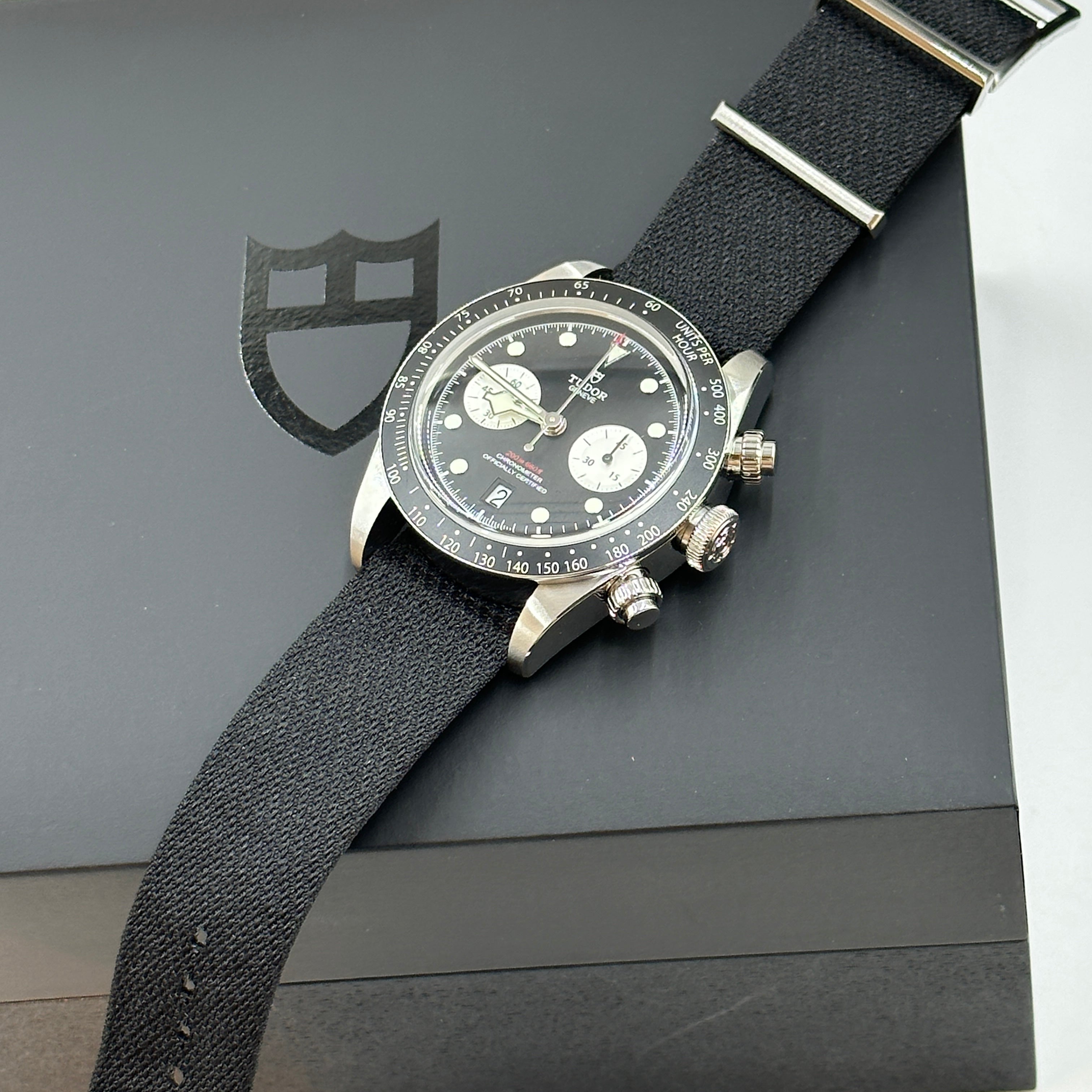 Tudor Black Bay Chrono 41 mm 79360N-0007 Schwarz gewebt 2023
