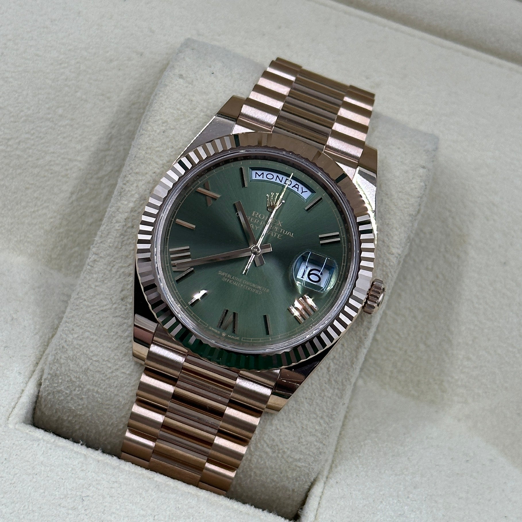 Rolex Day-Date 40 40 mm 228235 Grün Roman 2024
