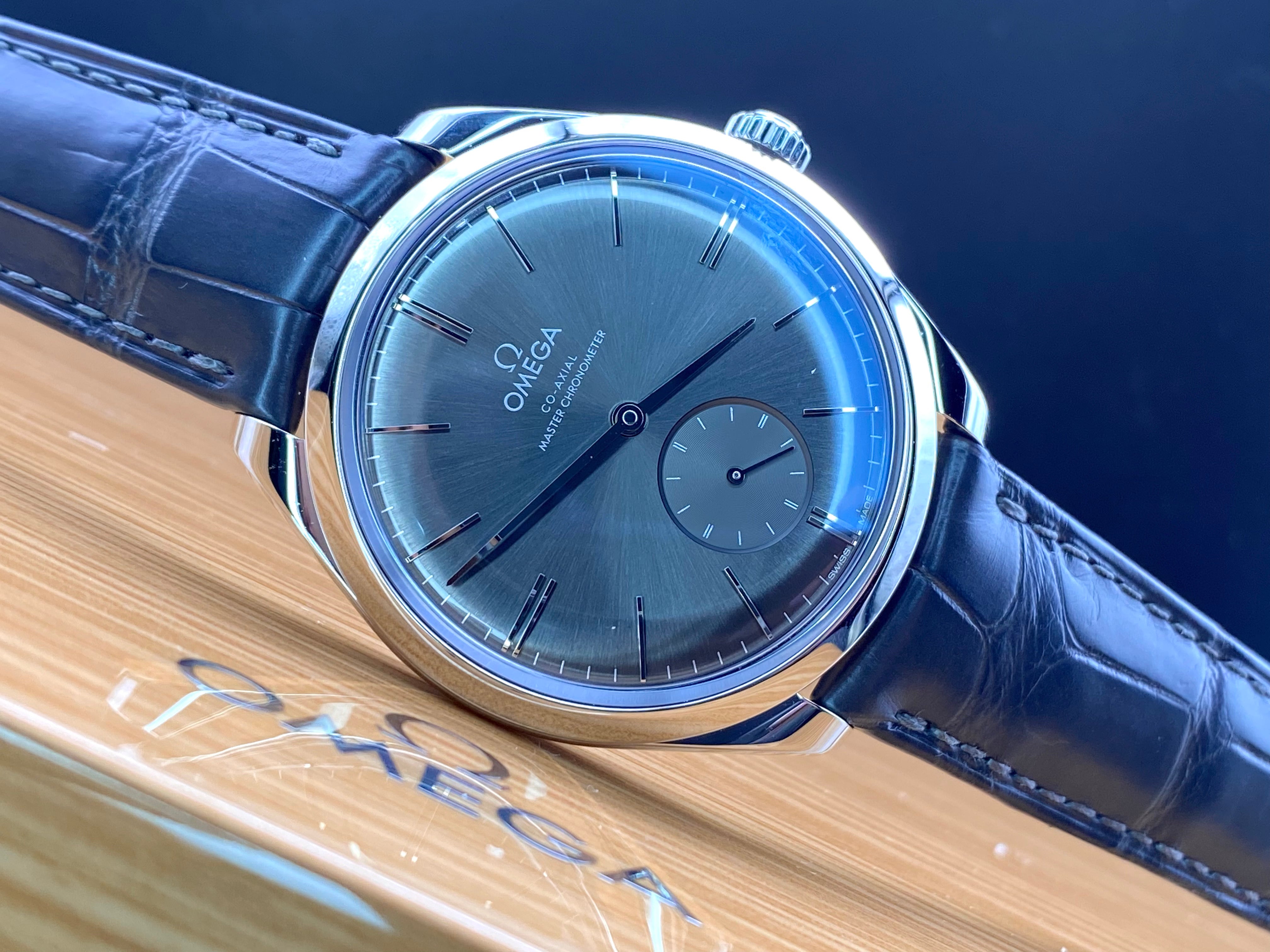 Omega De Ville Tresor 40 mm 435.13.40.21.06.001 2022