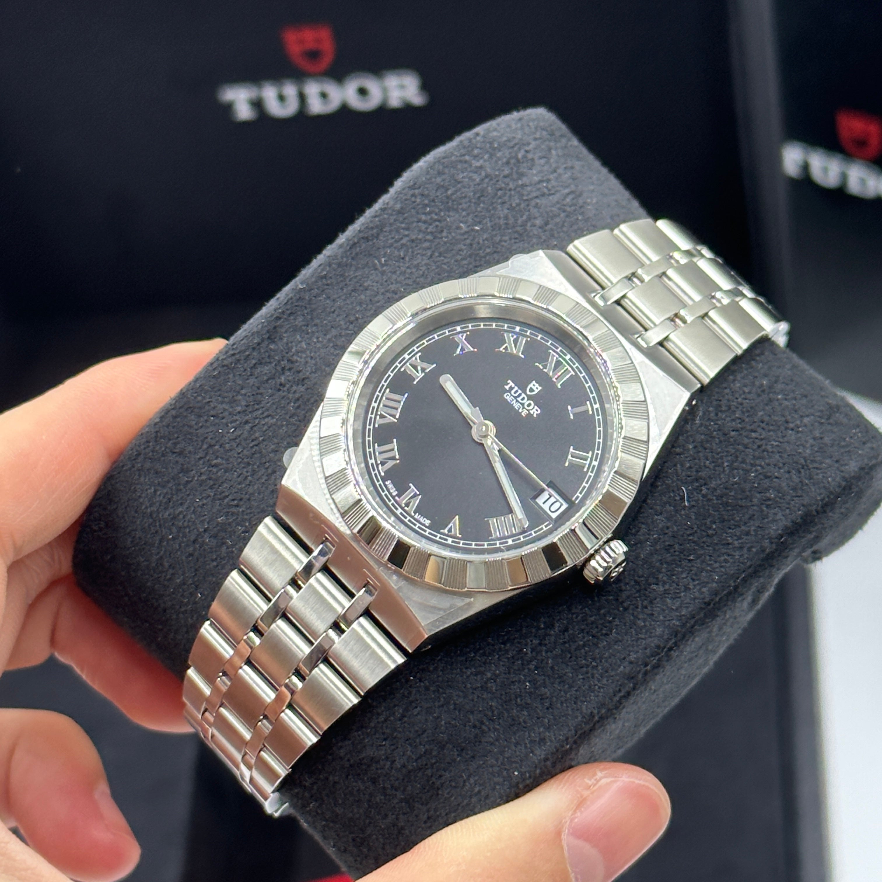 Tudor Tudor Royal 34 mm 28400-0003 Schwarzer römischer Stahl 2022