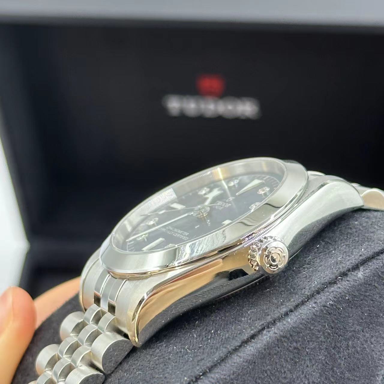Tudor Black Bay 39 39 mm 79660-0005 Blaue Diamanten 2023
