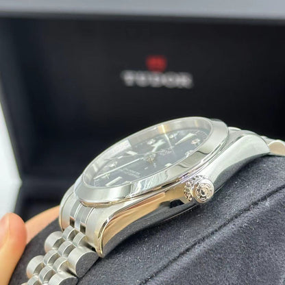 Tudor Black Bay 39 39 mm 79660-0005 Blaue Diamanten 2023