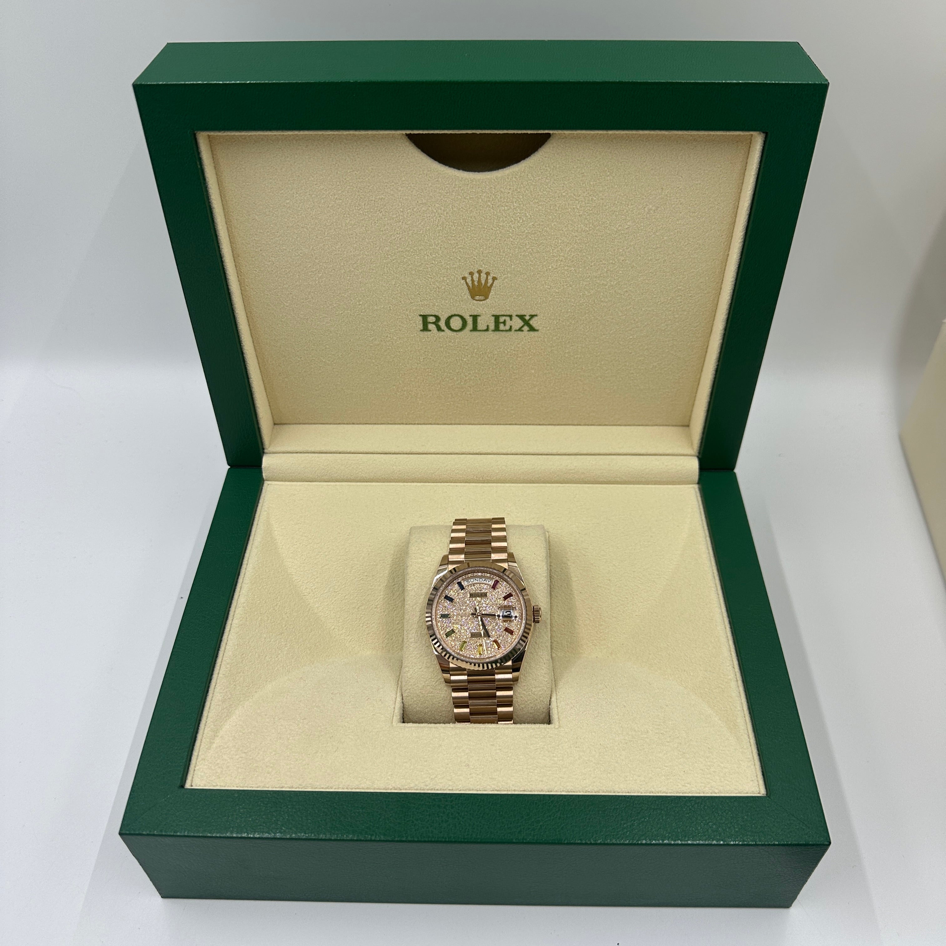 Rolex Day-Date 36 36mm 128235A Pavé 2025