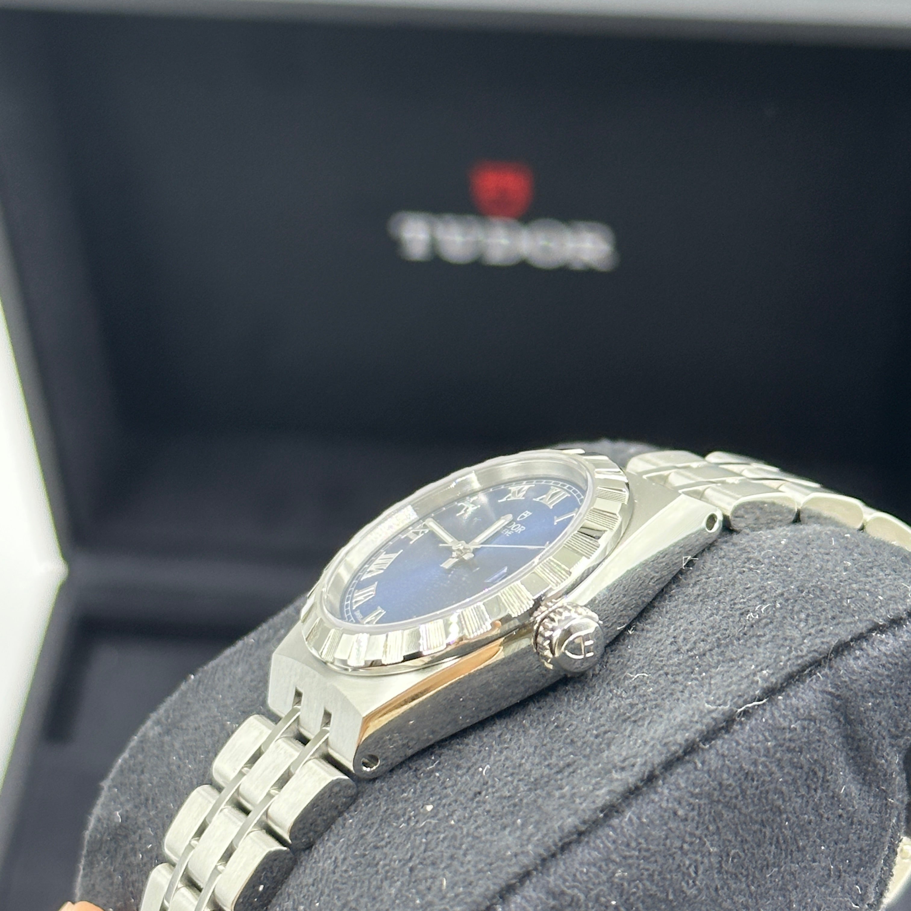 Tudor Tudor Royal 28 mm 28300-0006 Blauer römischer Stahl 2024