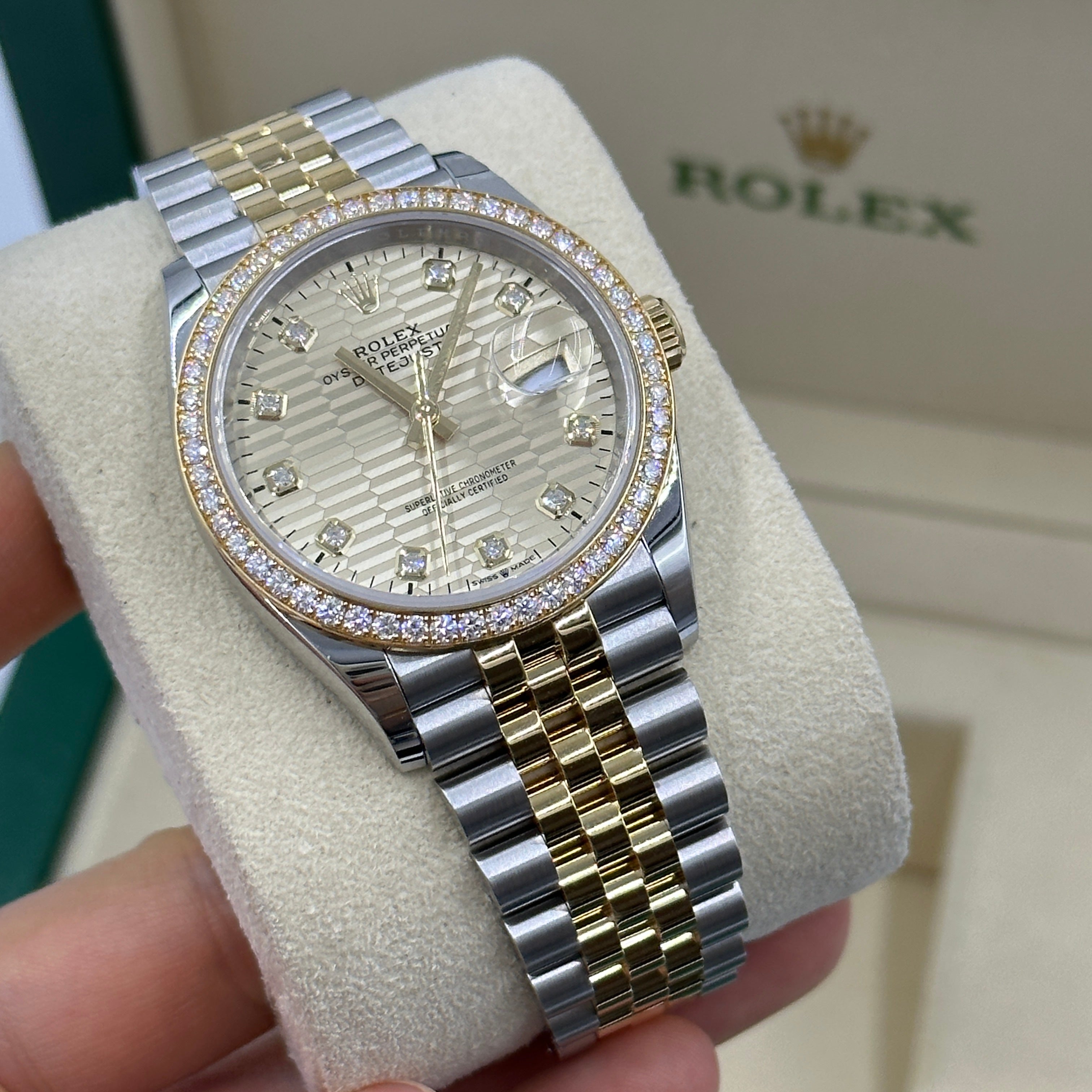 Rolex Datejust 36 126283RBR Champ Fluted Jubilee 2024