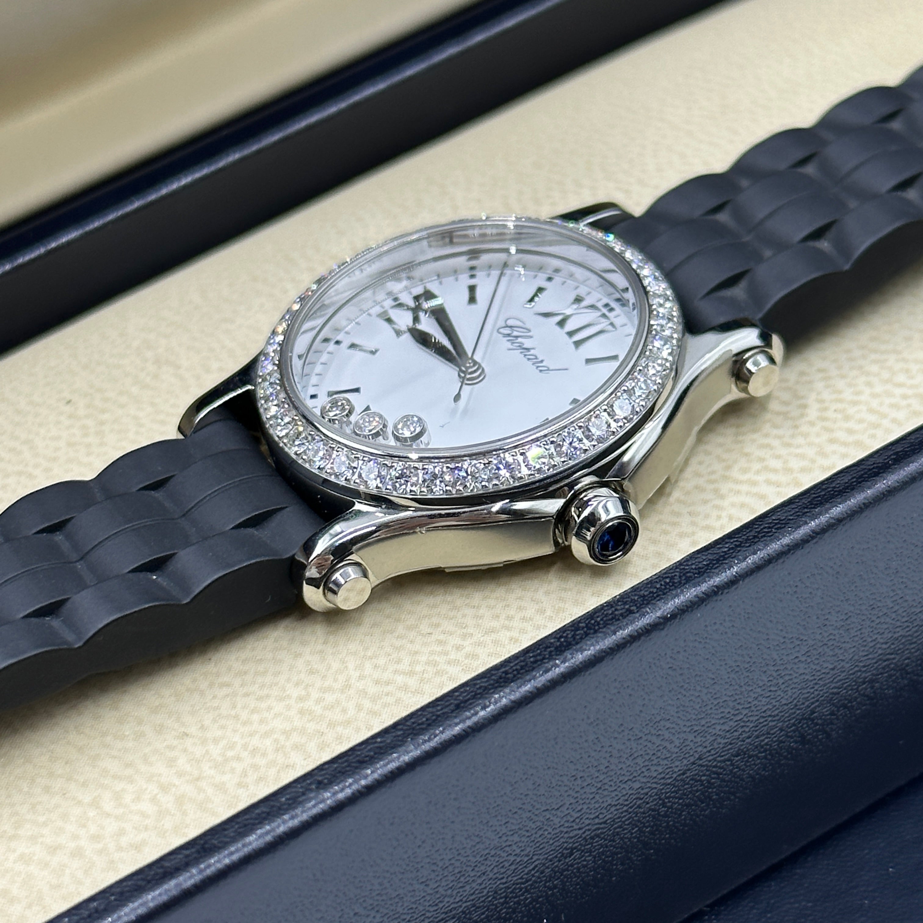 Chopard Happy Sport 30 mm 278590-3003 Weiß mit Diamantbesatz (Lünette aus Edelstahl) 2025